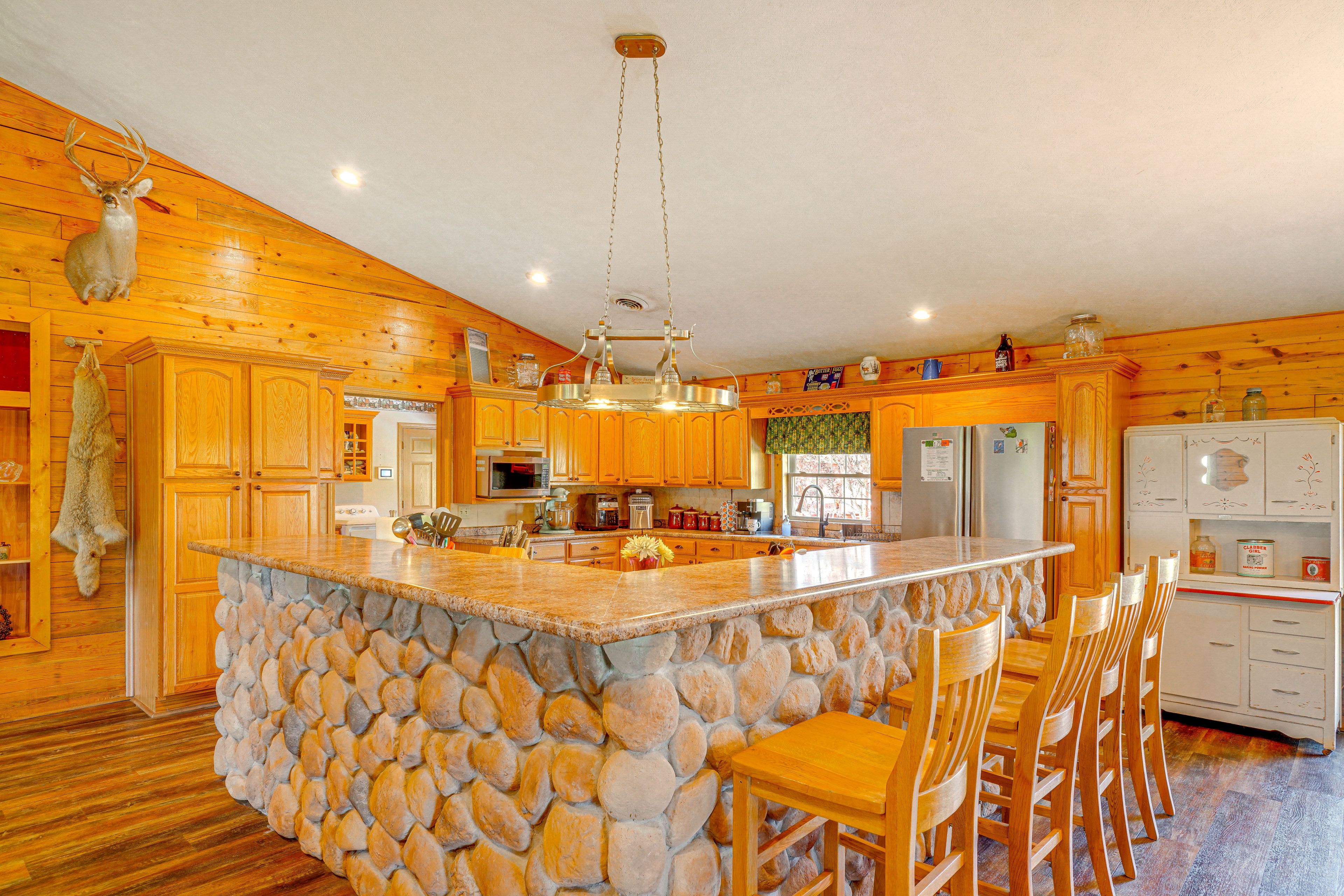 Kitchen | Coffee Maker | Dishwasher