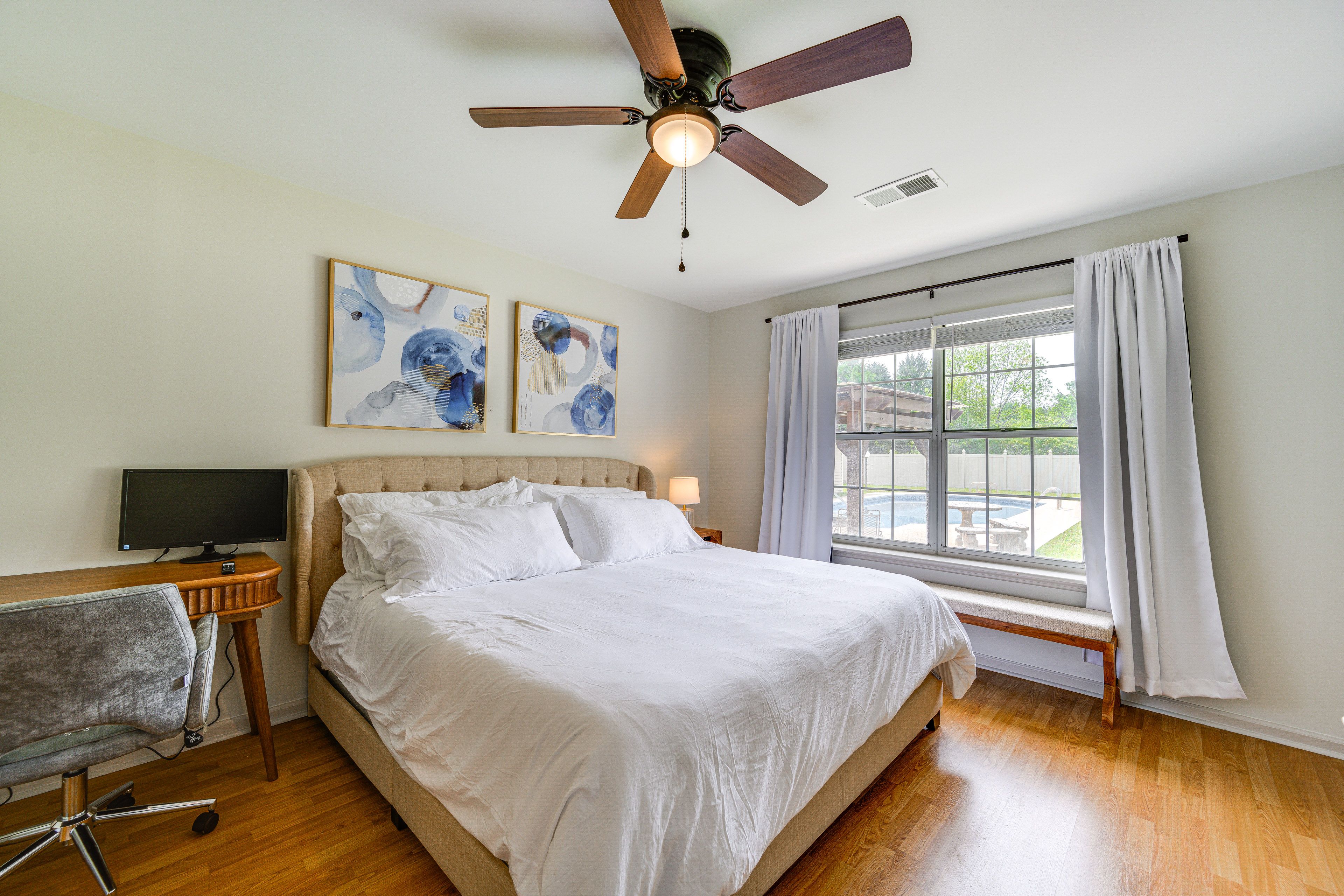 Bedroom 1 | King Bed | Linens Provided