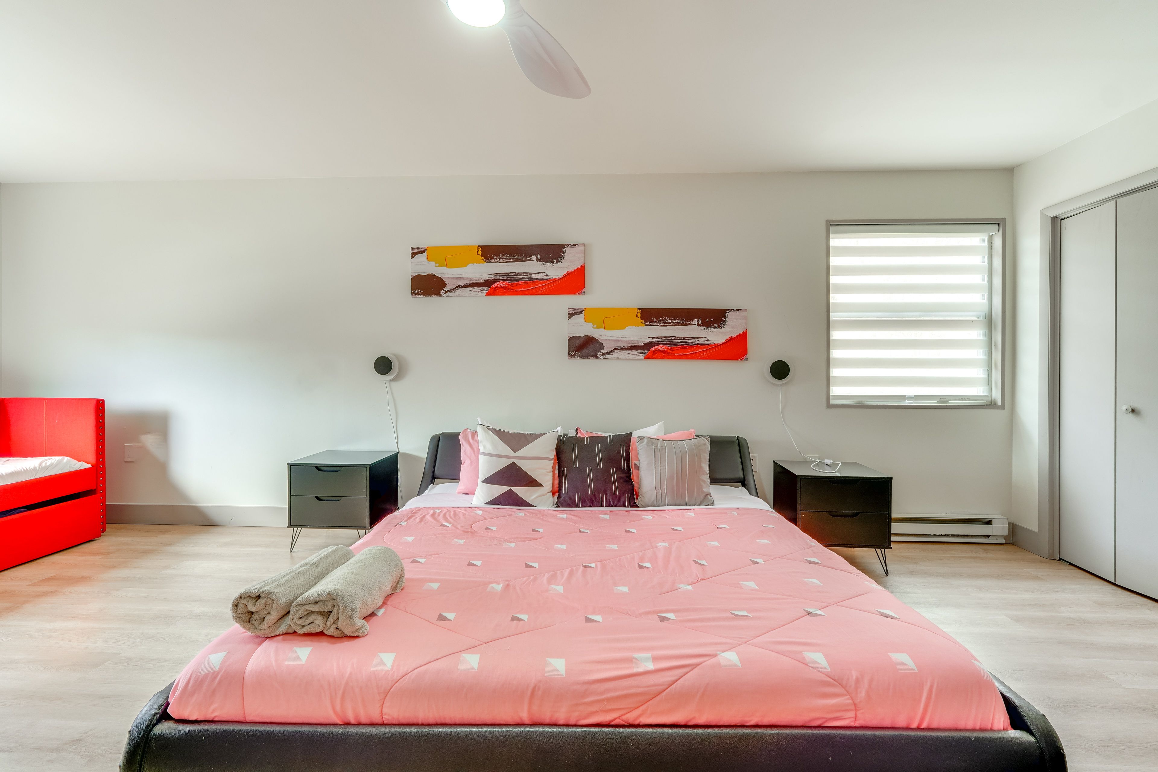 Bedroom 1 | King Bed | Twin Daybed w/ Twin Trundle Bed | Upper Level