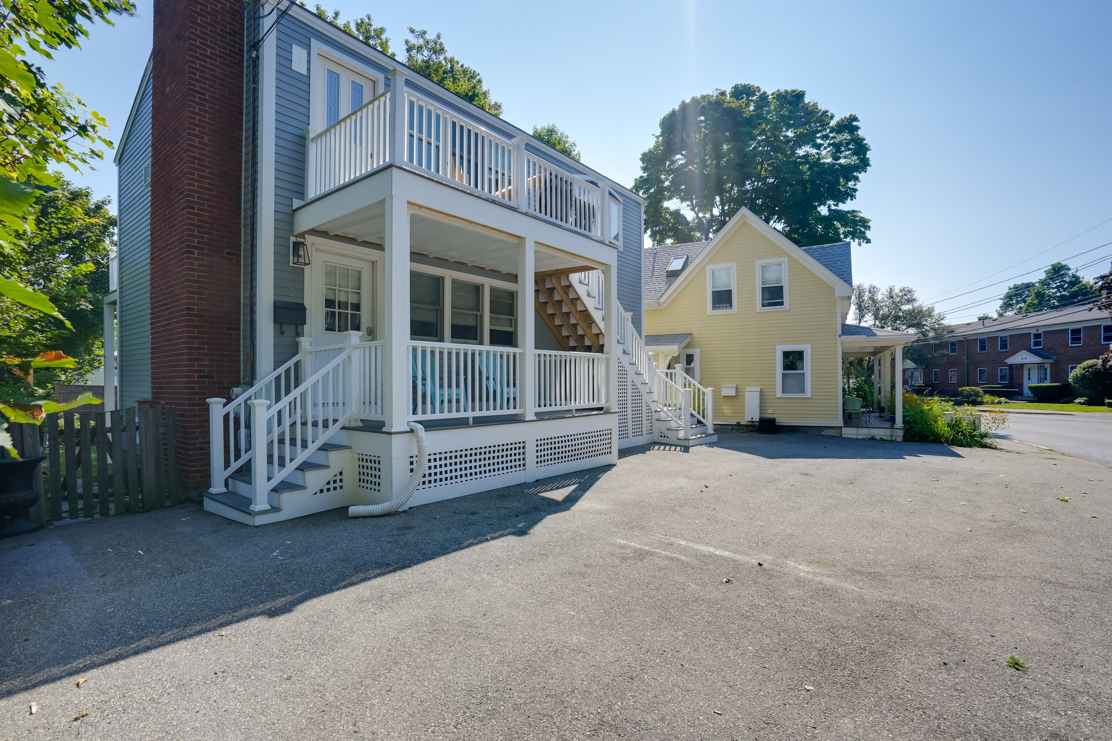Parking | Shared Driveway (2 Vehicles) | Free Street Parking