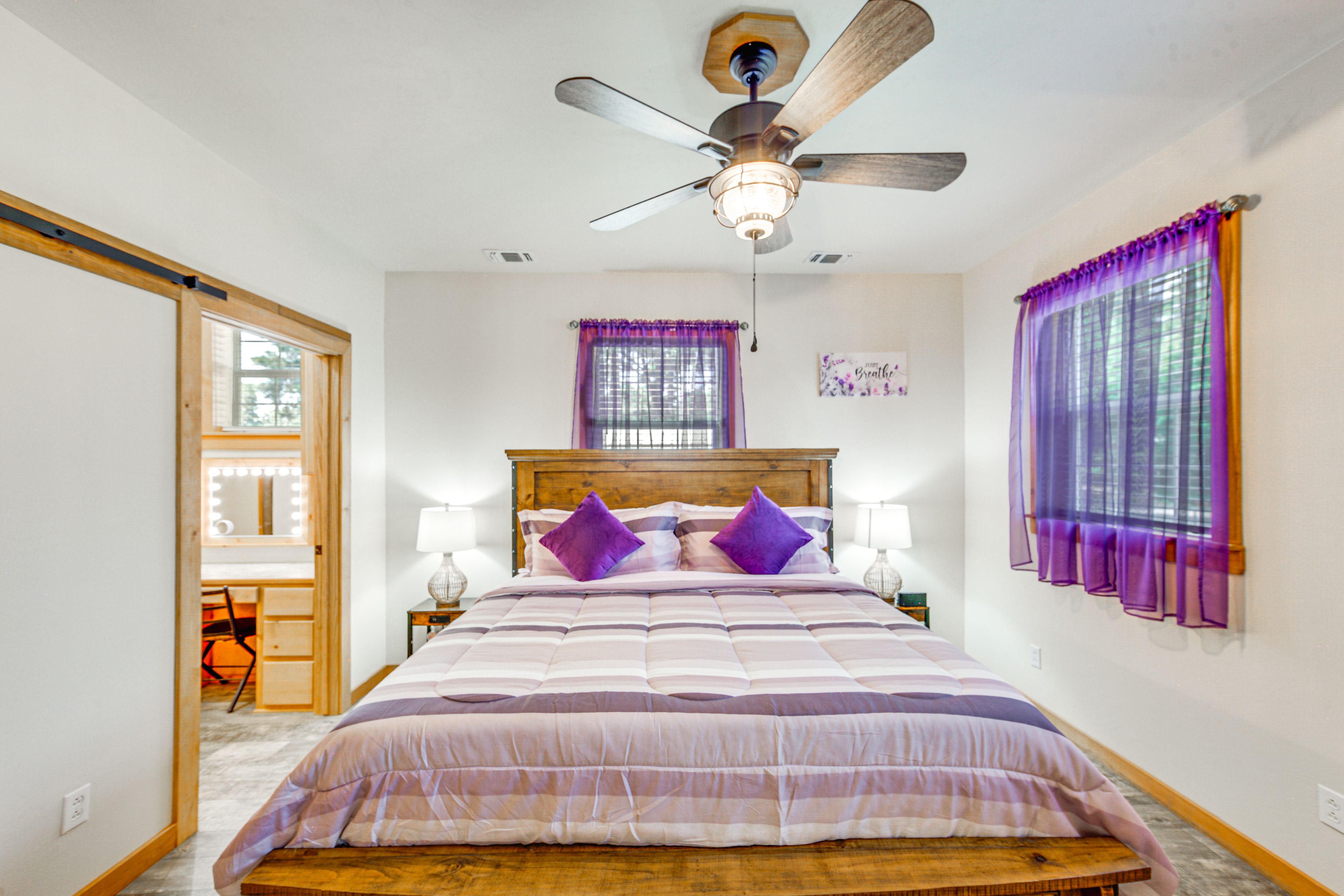 Bedroom 1 | King Bed | En-Suite Bathroom