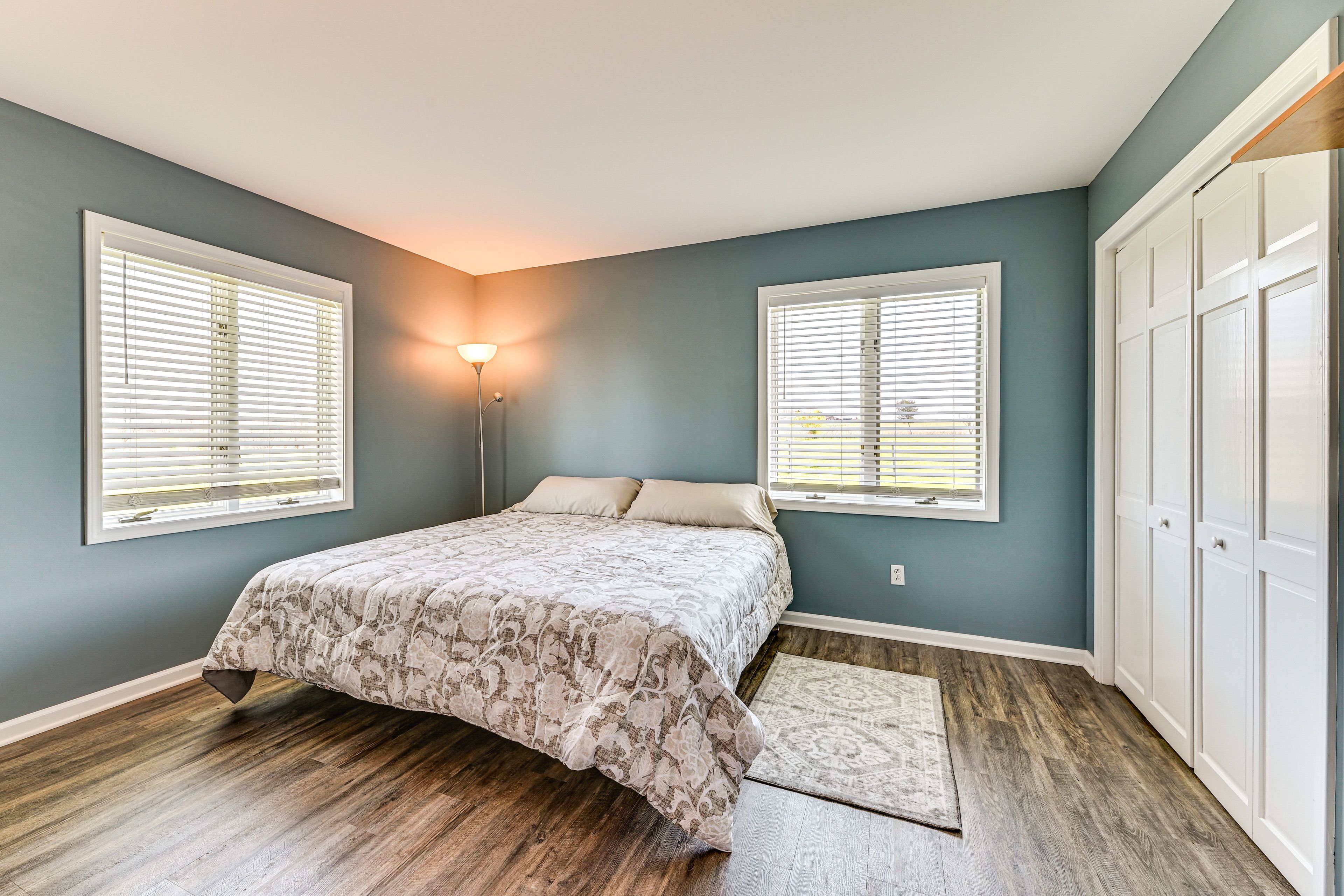 Bedroom 2 | King Bed | 1st Floor