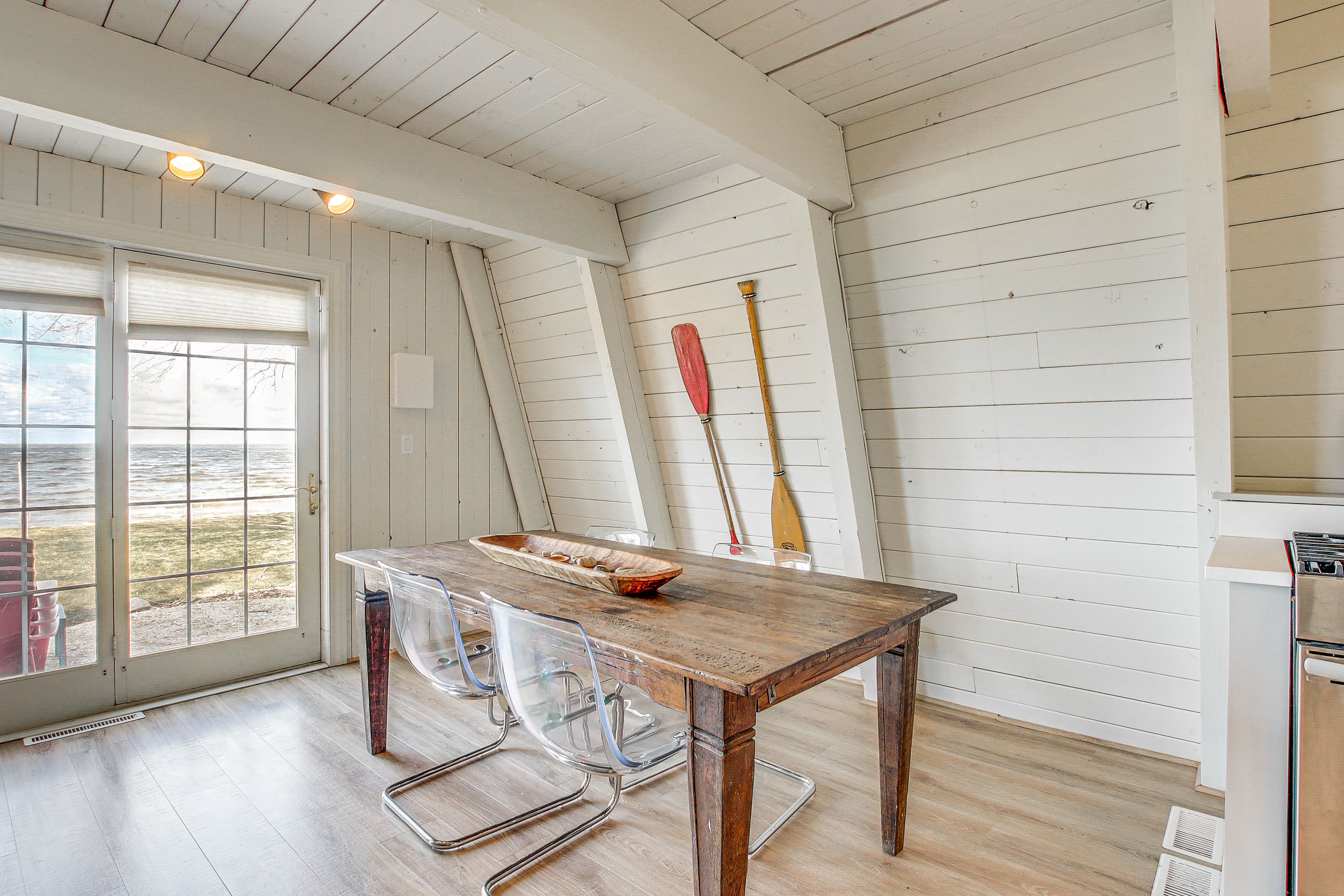 Dining Area | Dishware & Flatware Provided | Central A/C & Heat | 1st Floor