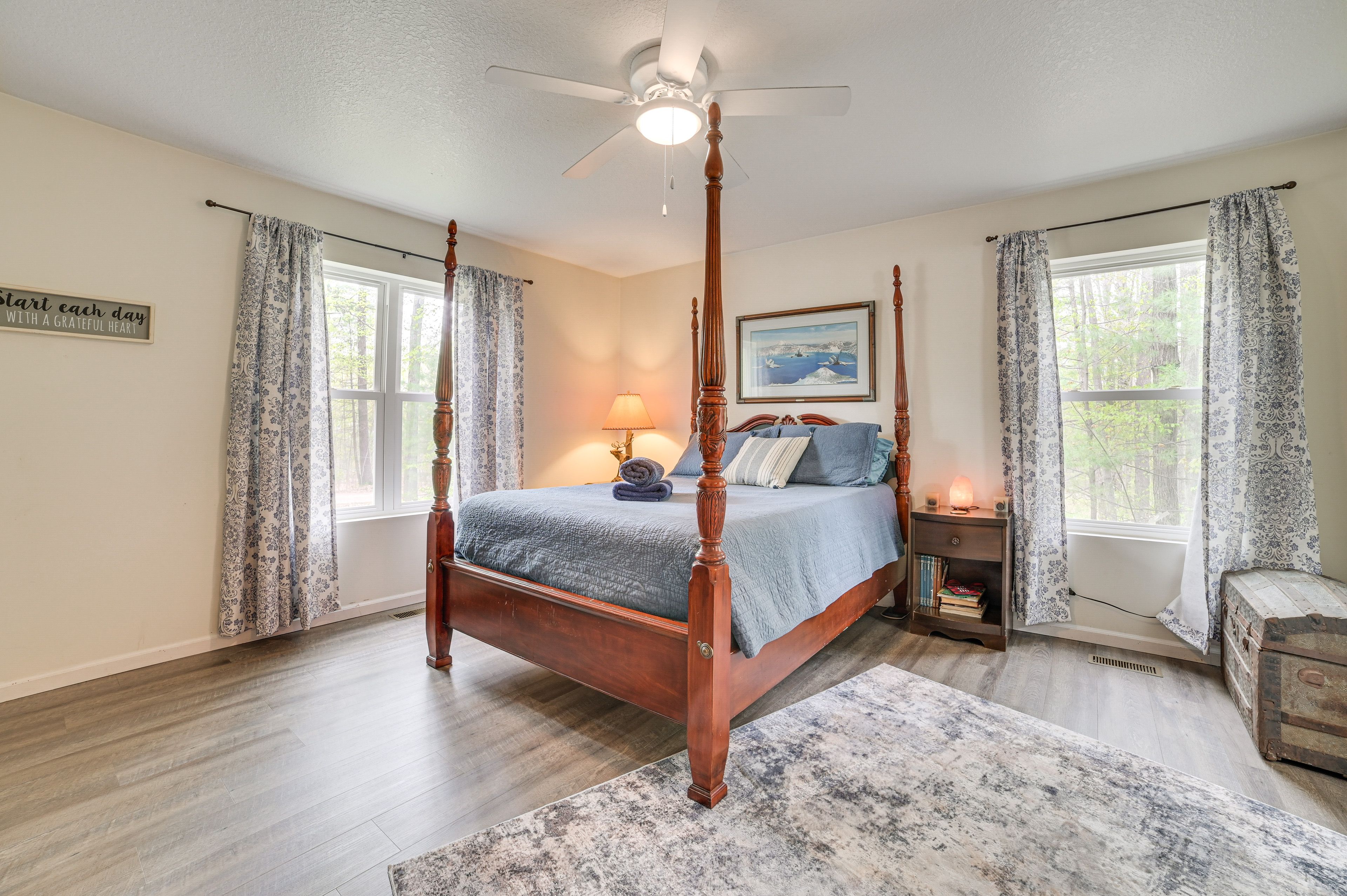Bedroom 1 | Queen Bed | Pack 'n Play | 1st Floor | En-Suite Bathroom