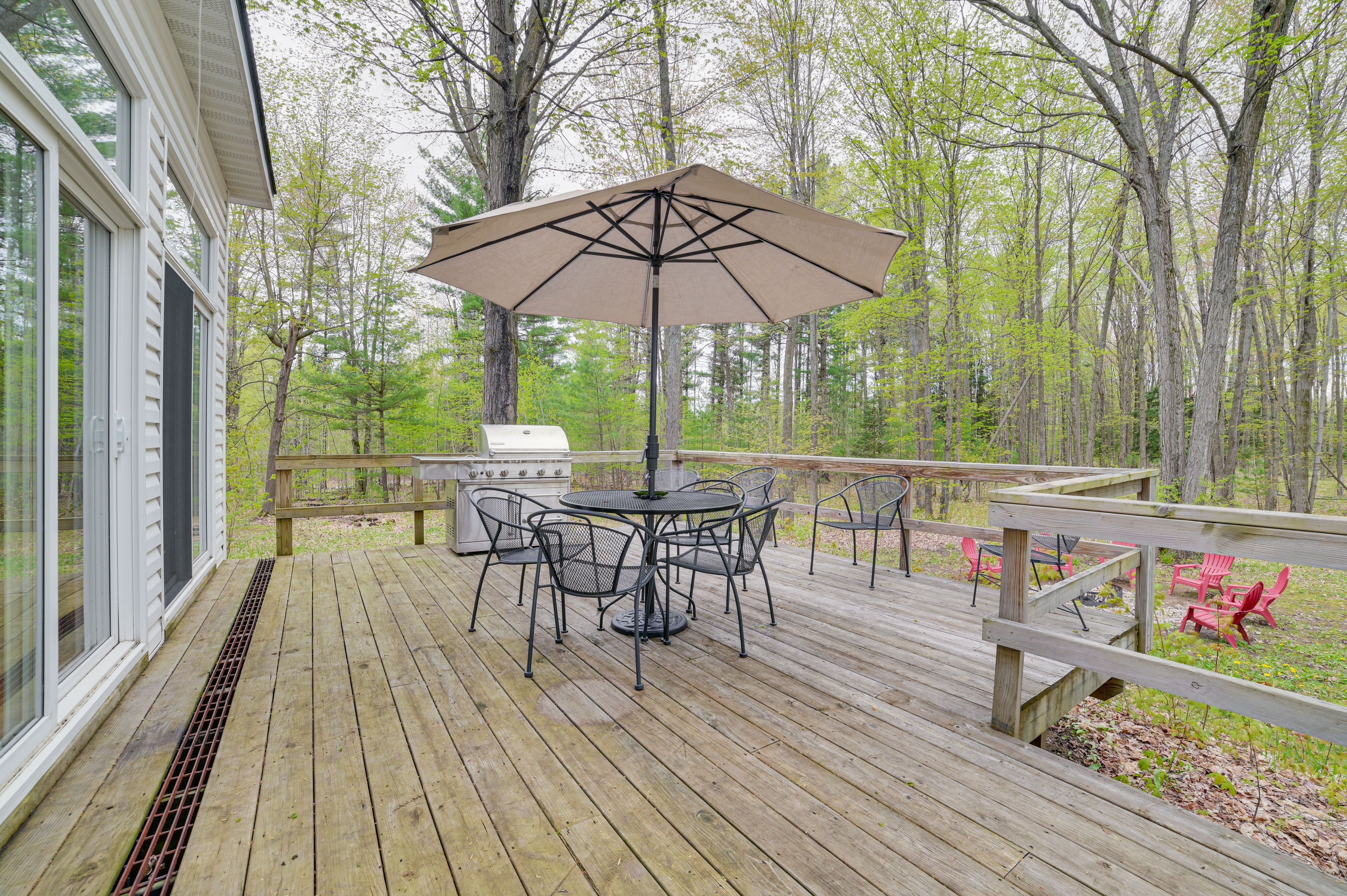 Deck | Gas Grill