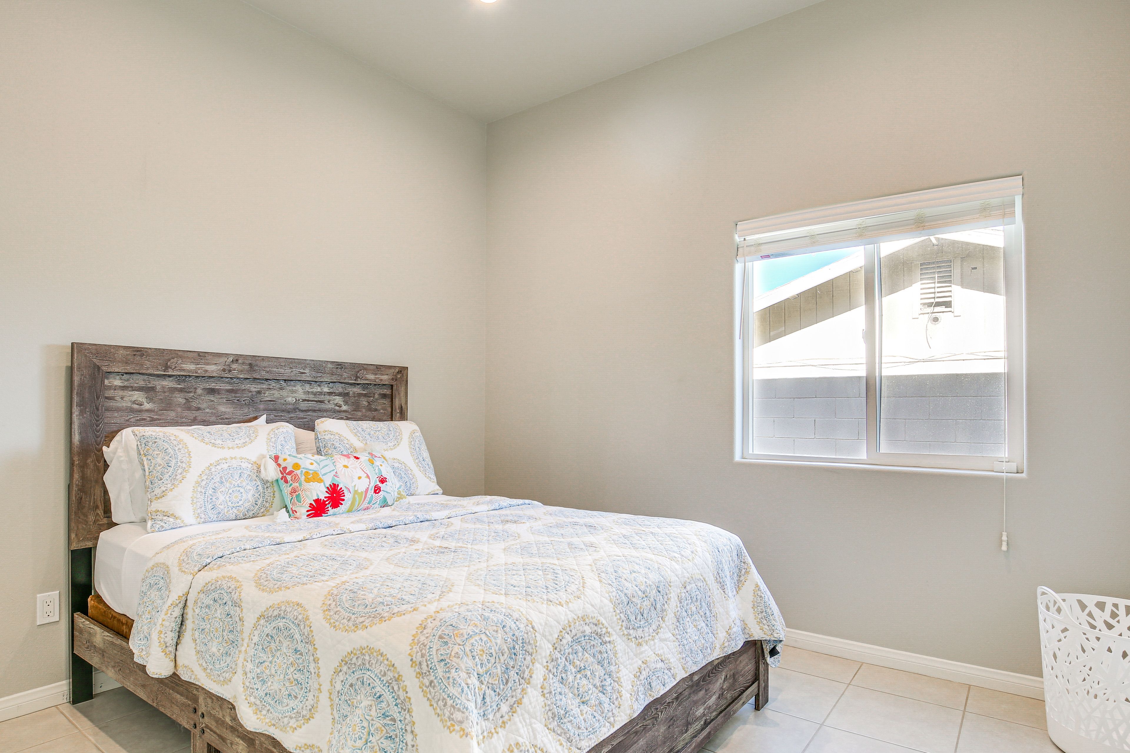 Bedroom 4 | Queen Bed