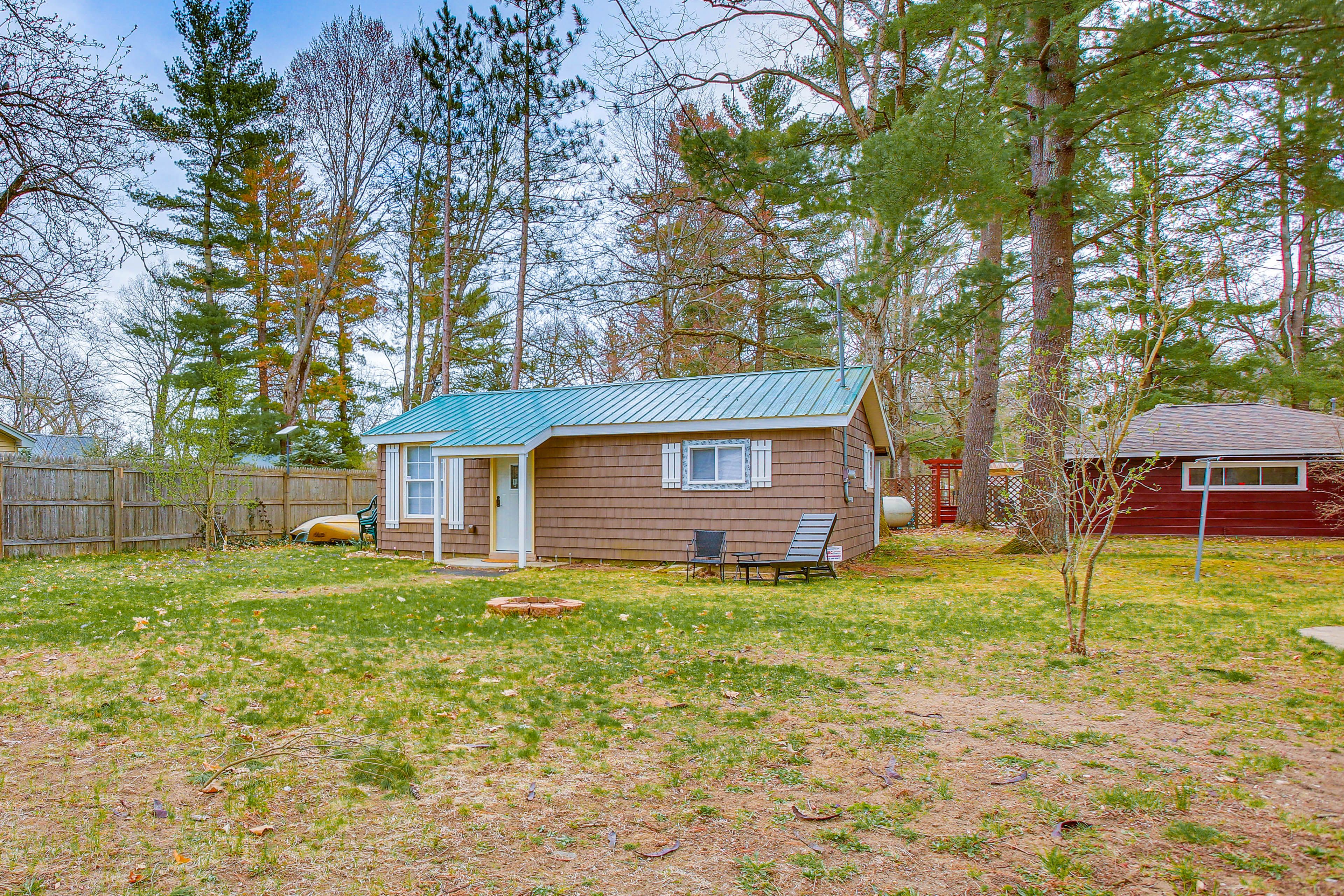 Yard | Walk to Crystal Lake | Fire Pit