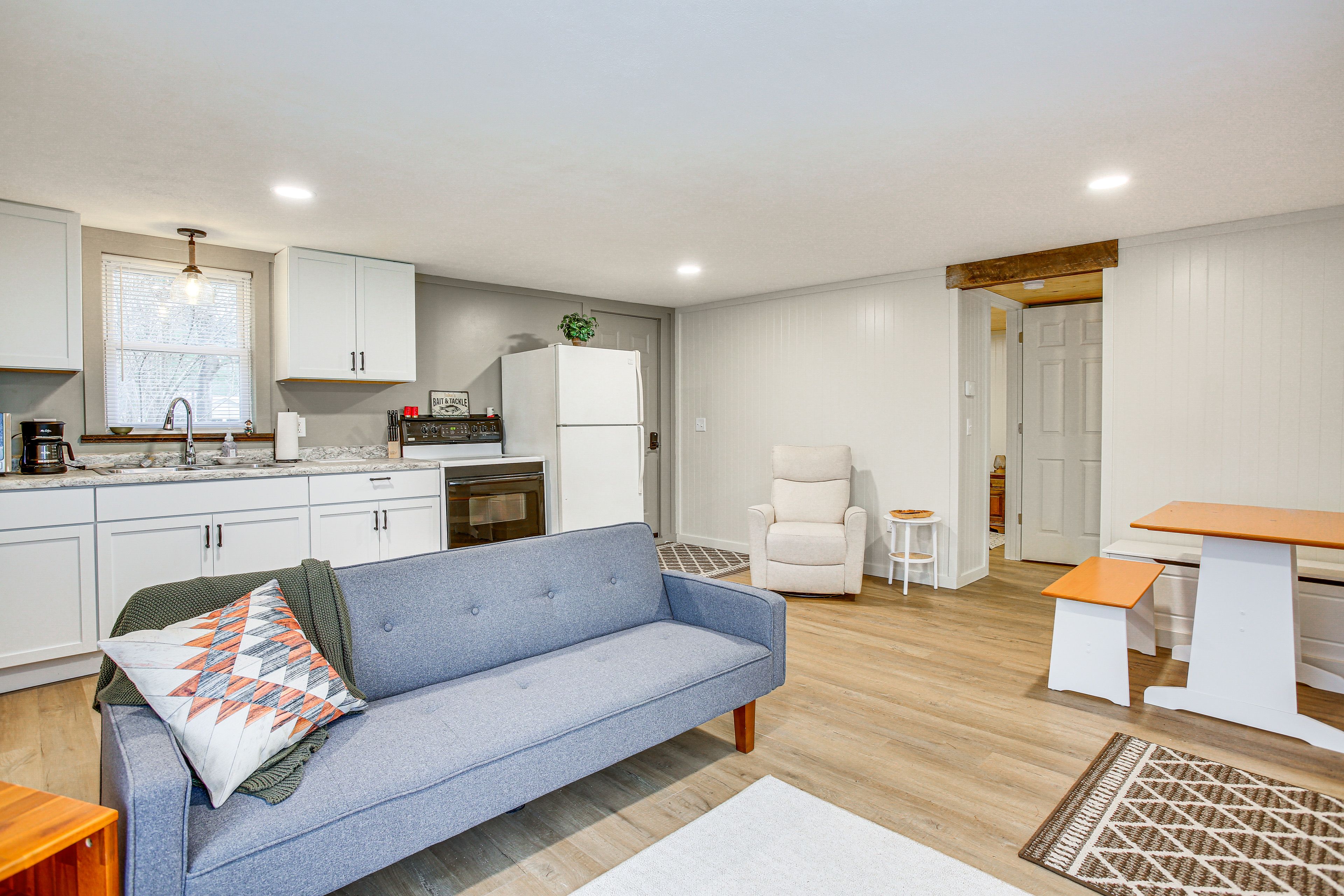 Wellston Vacation Rental | 1BR | 1BA | 500 Sq Ft | 2 Steps to Enter