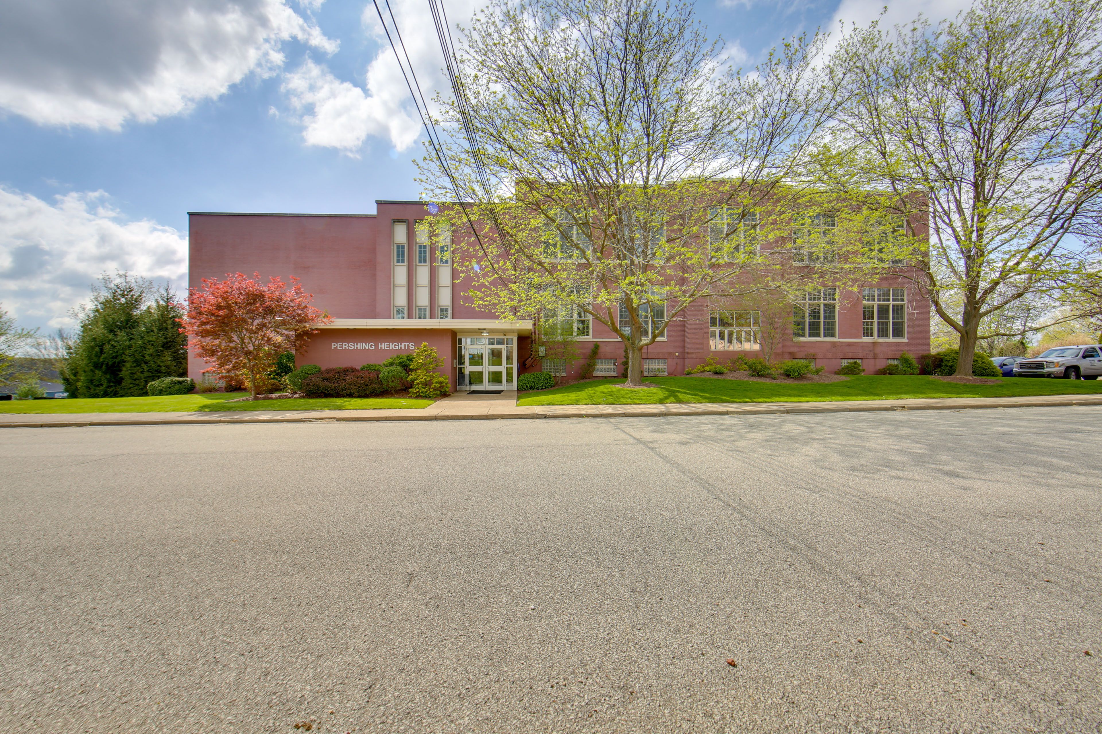 Property Exterior | Single-Story Apartment