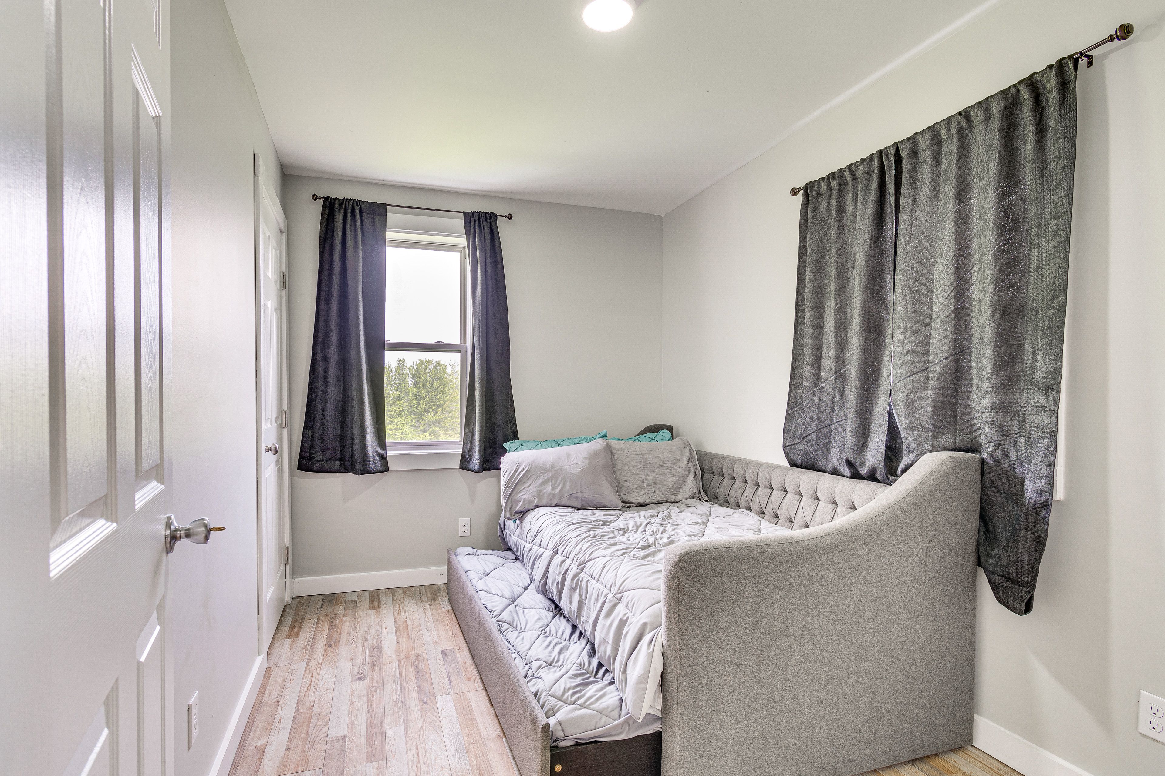 Bedroom 6 | Full Daybed w/ Twin Trundle | 2nd Floor