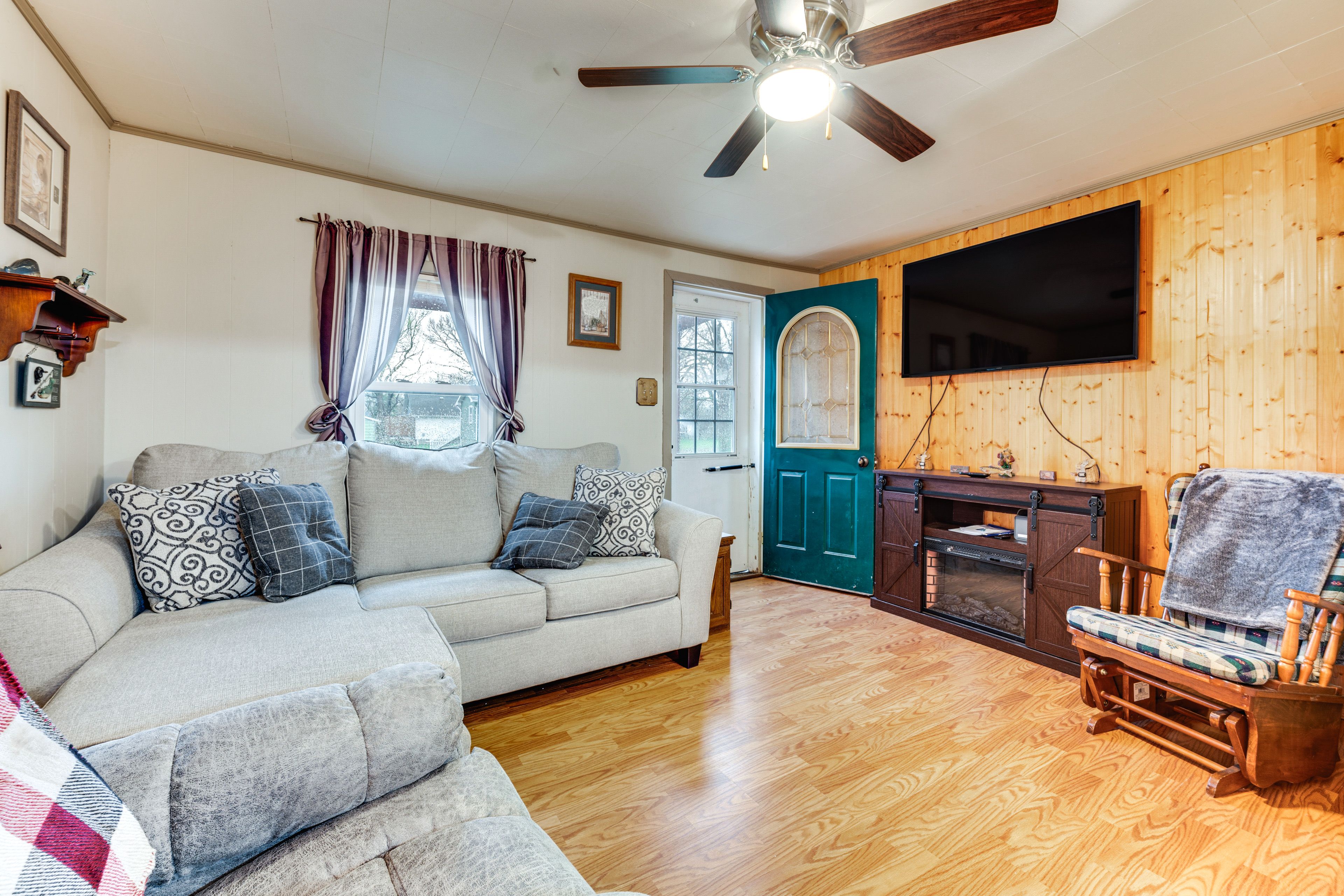 Living Room | Full Sleeper Sofa | Smart TV