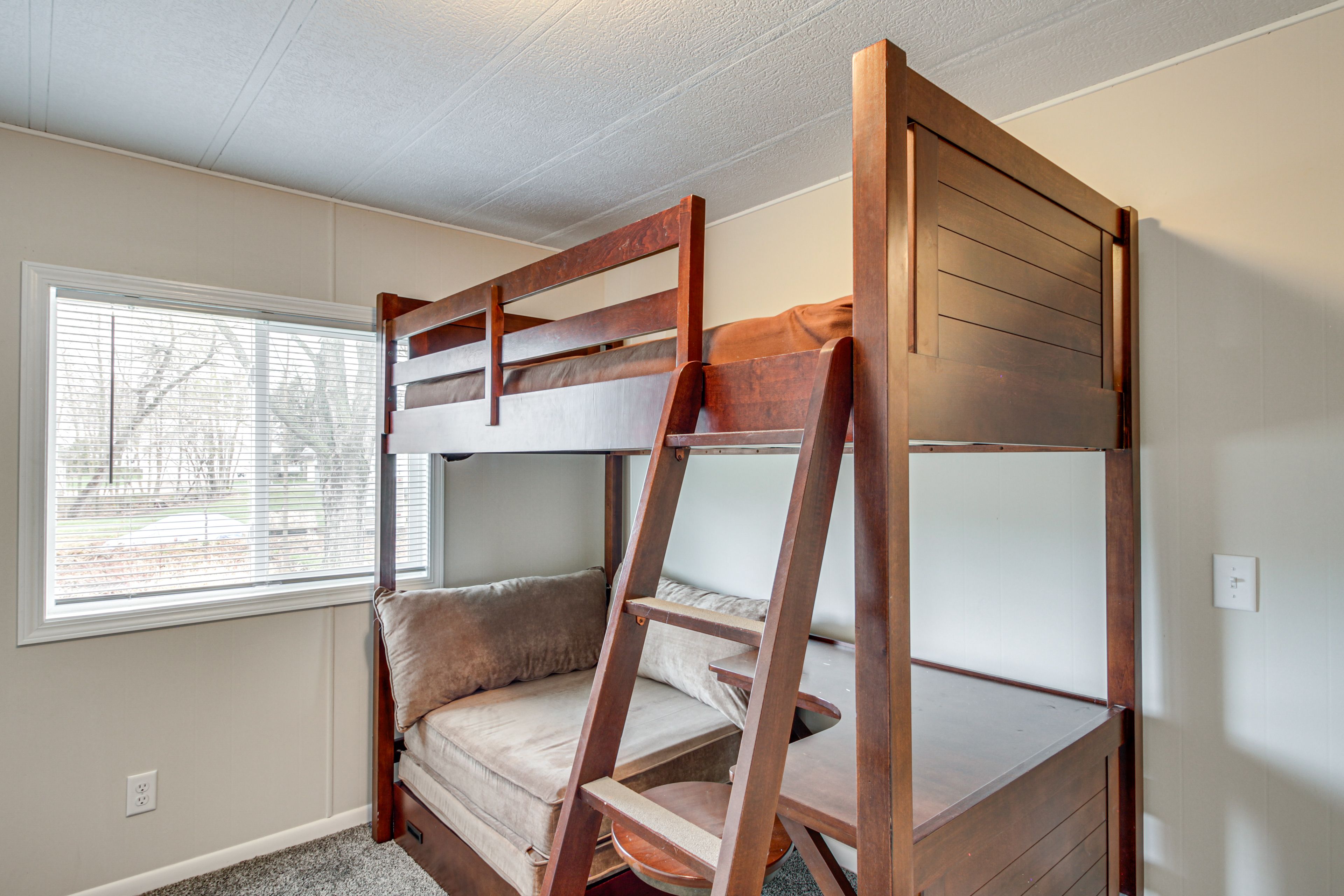 Bedroom 3 | Lofted Twin Bed | Twin Sleeper Chair