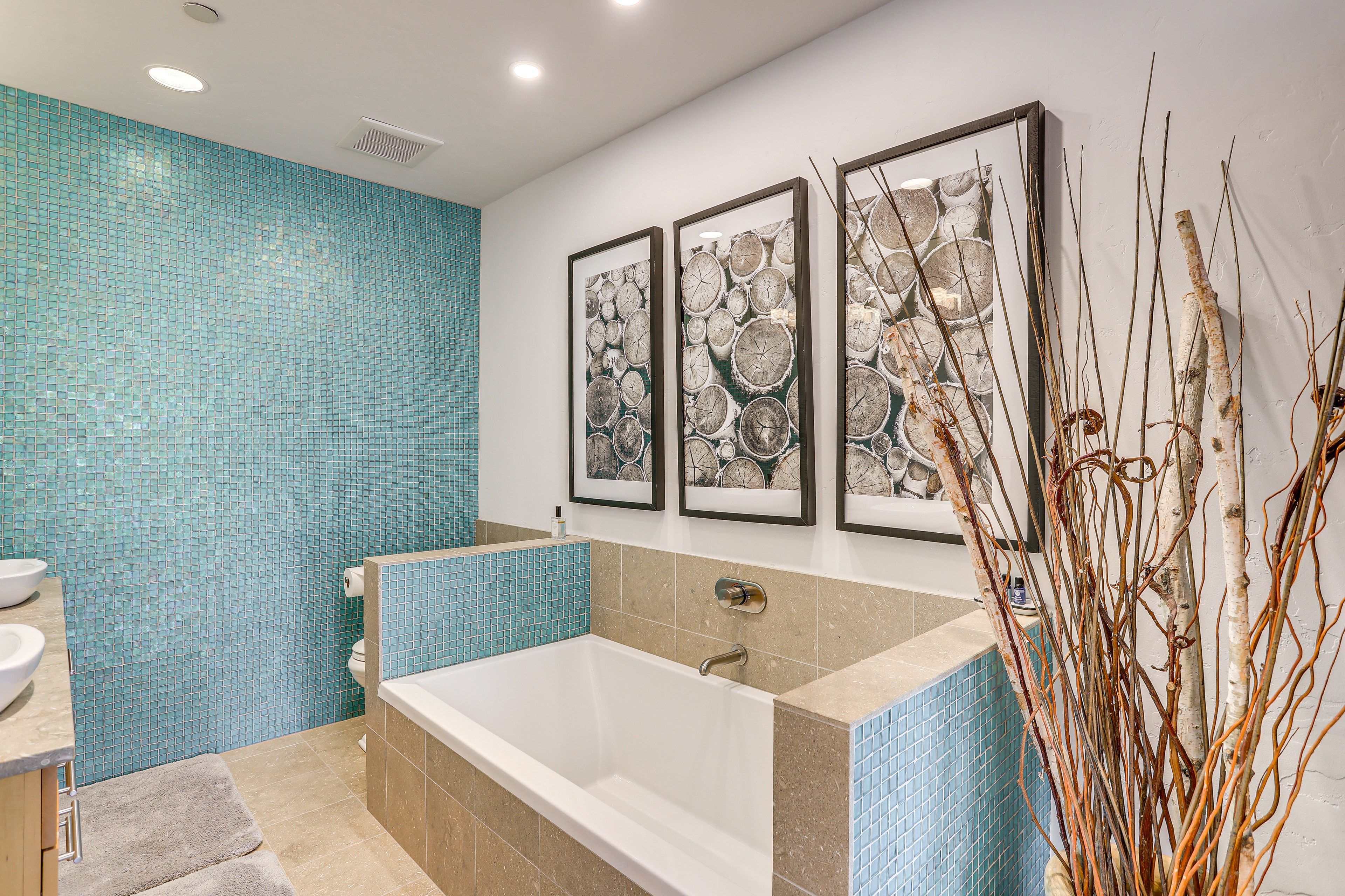 En-Suite Bathroom