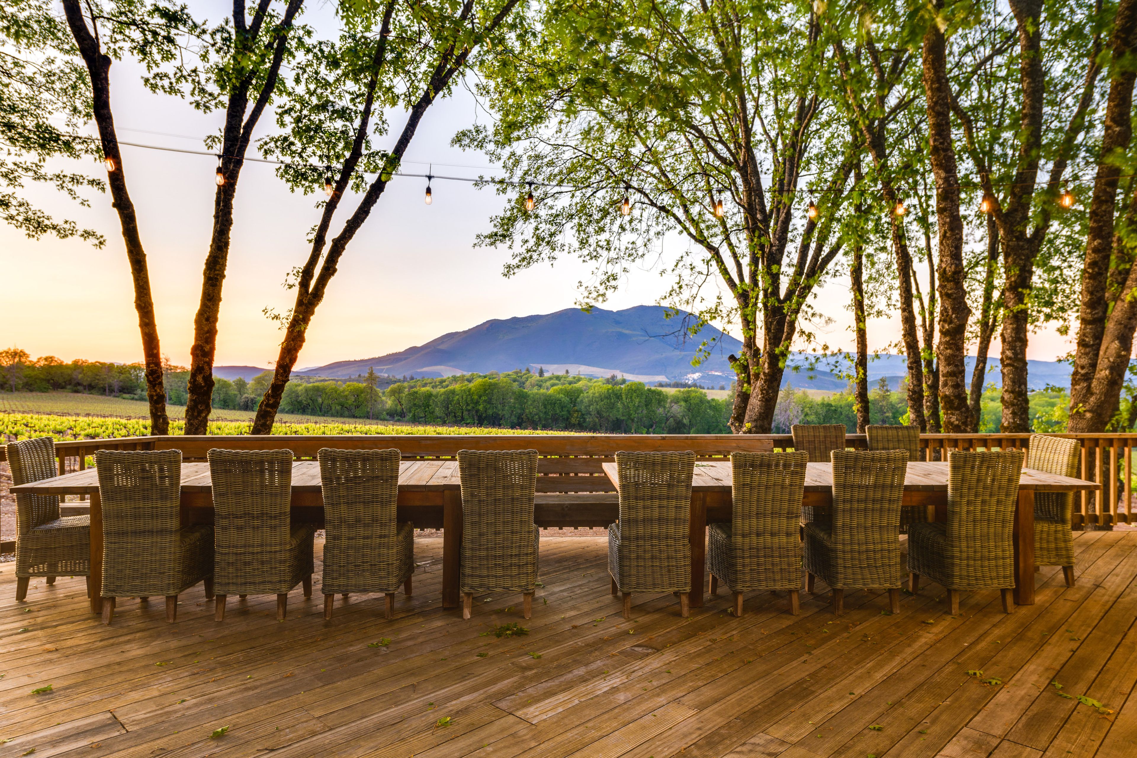 Kelseyville Vacation Rental | 5BR | 5BA | 4,500 Sq Ft | Stairs Required