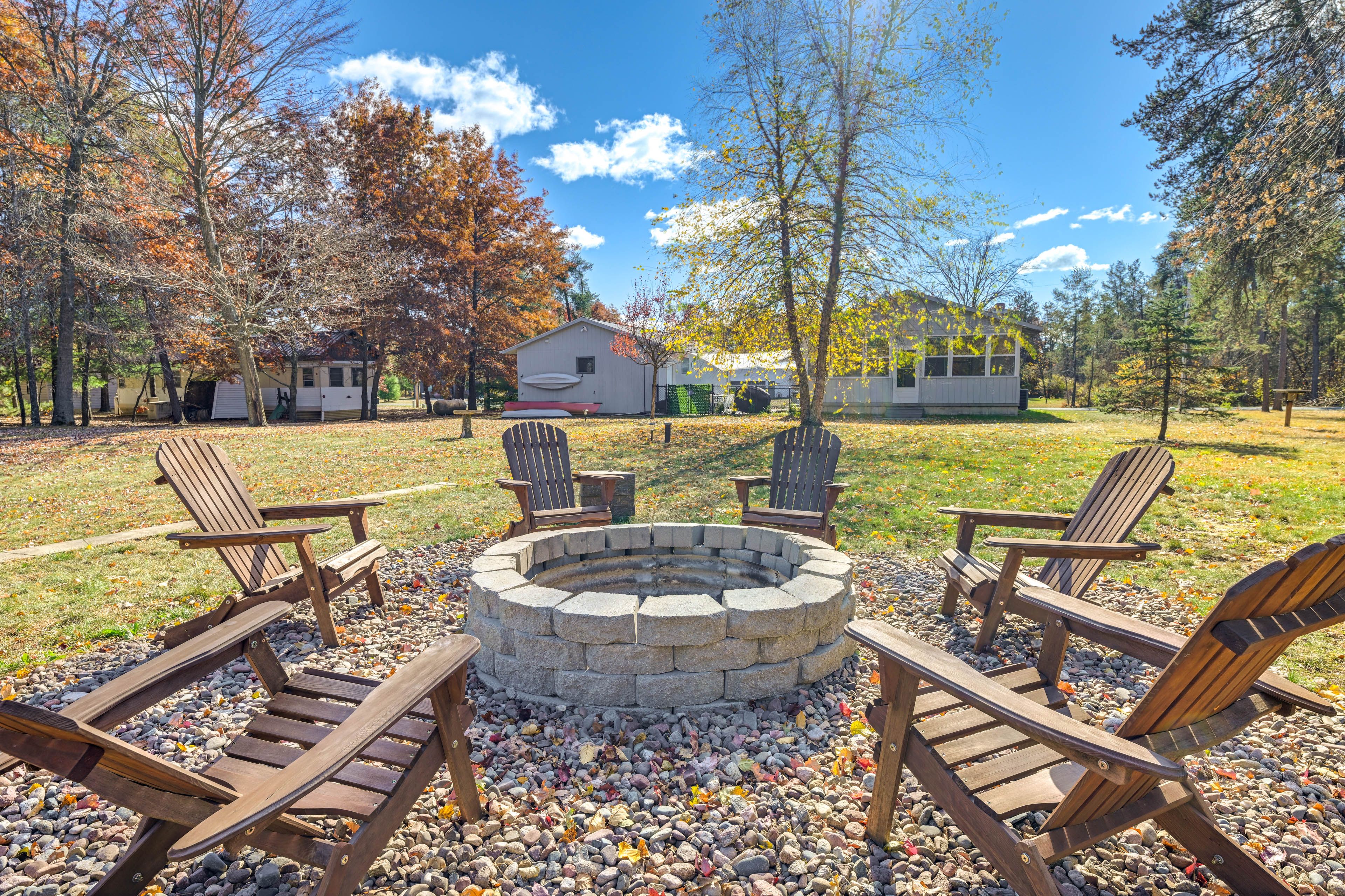 Private Backyard Area | Fire Pit | Direct Water Access