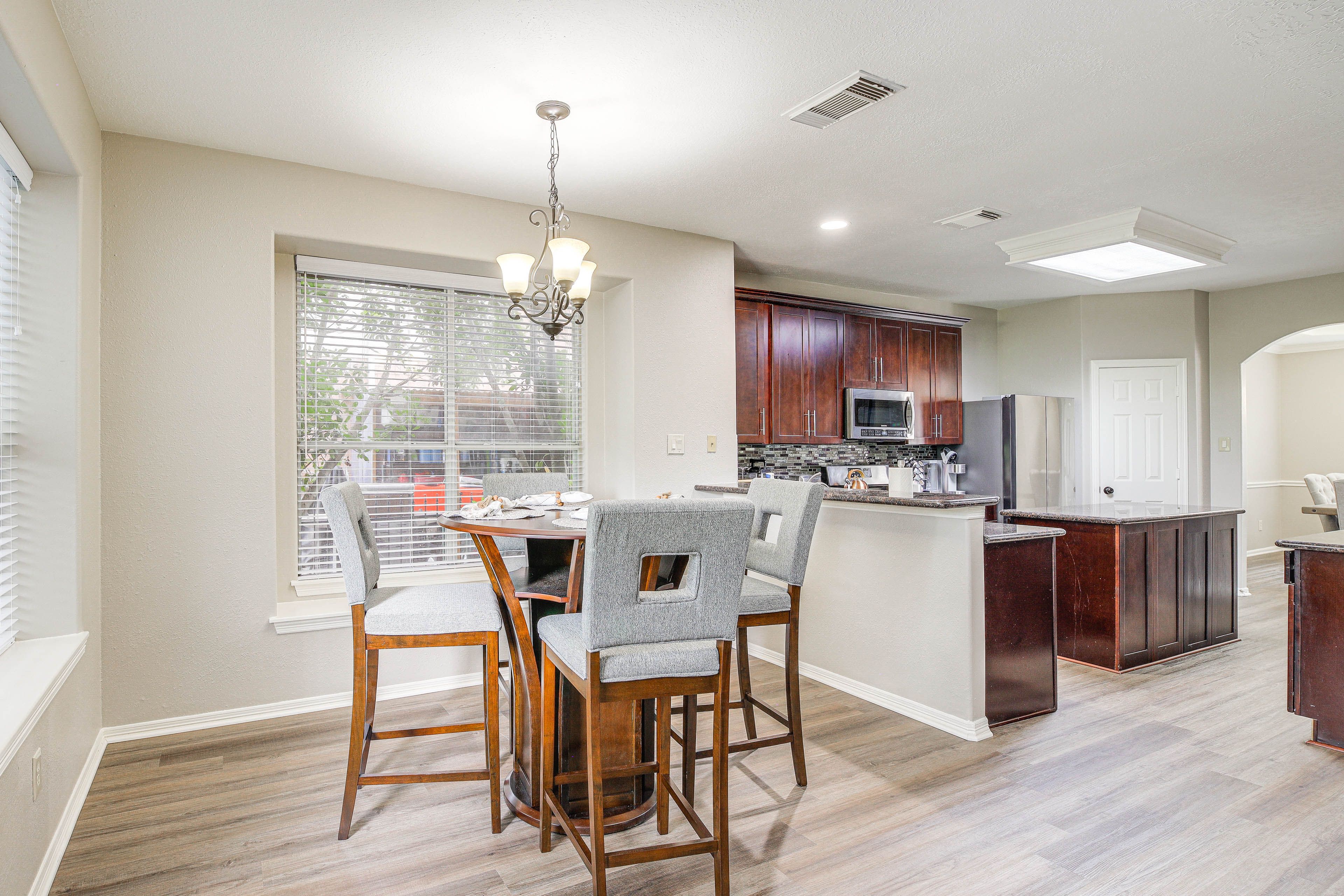 Breakfast Nook | 1st Floor
