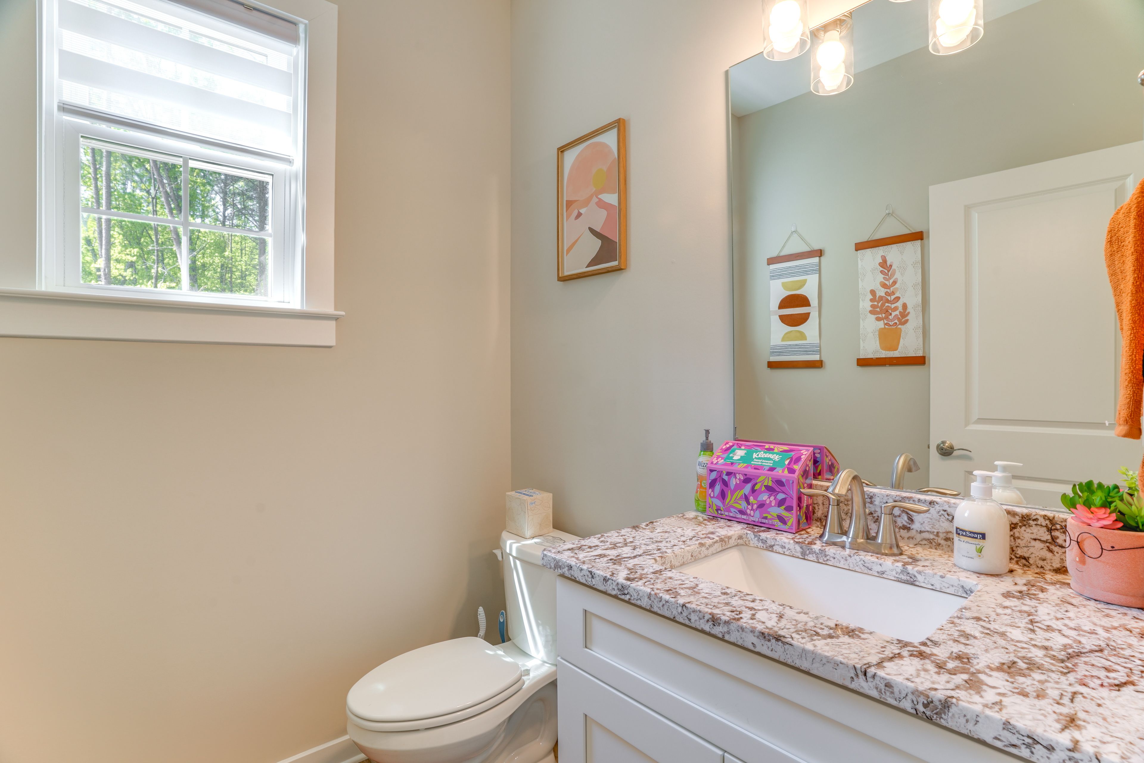 Half Bathroom | 1st Floor