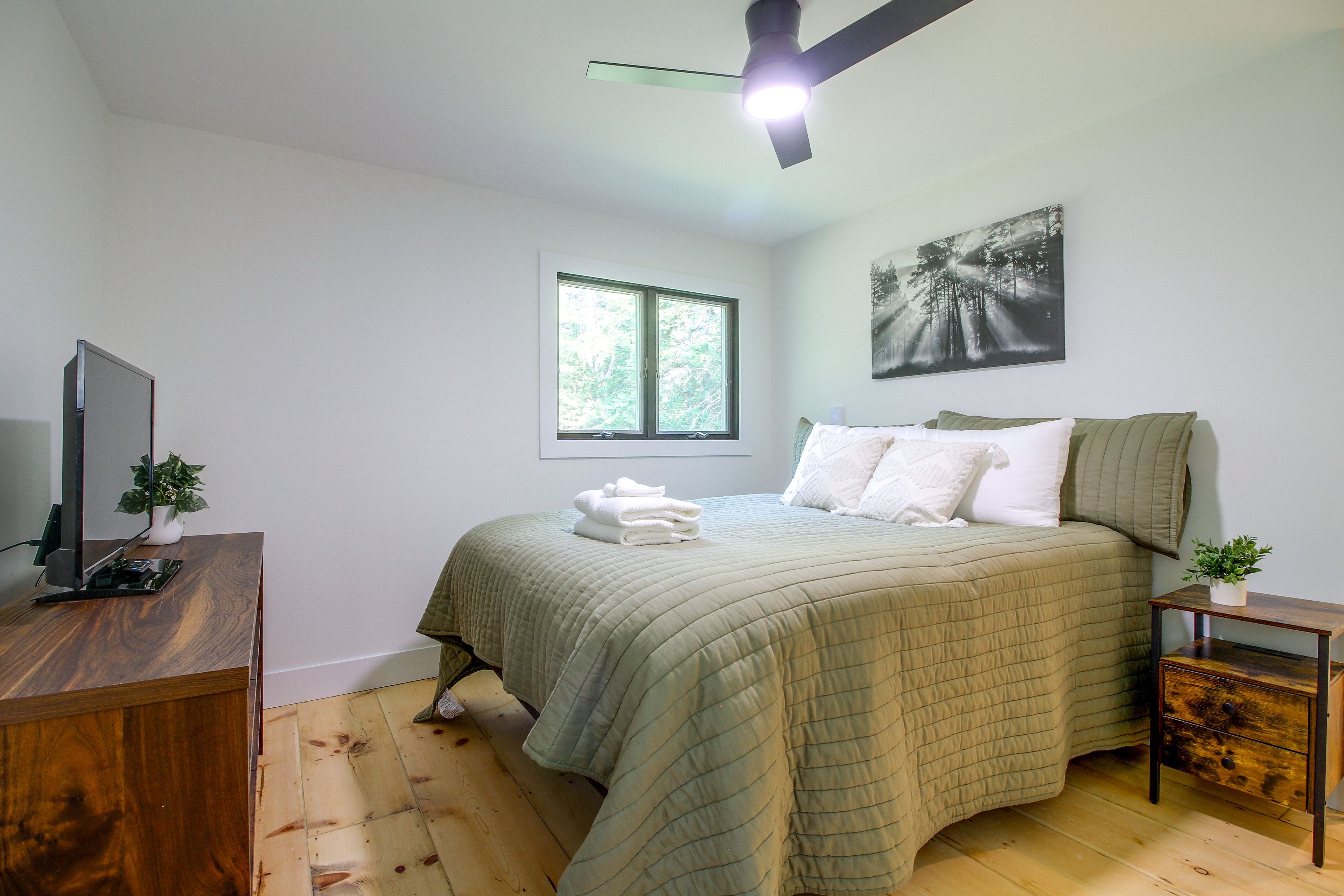 Bedroom 1 | Queen Bed w/ Twin Trundle | Main Level