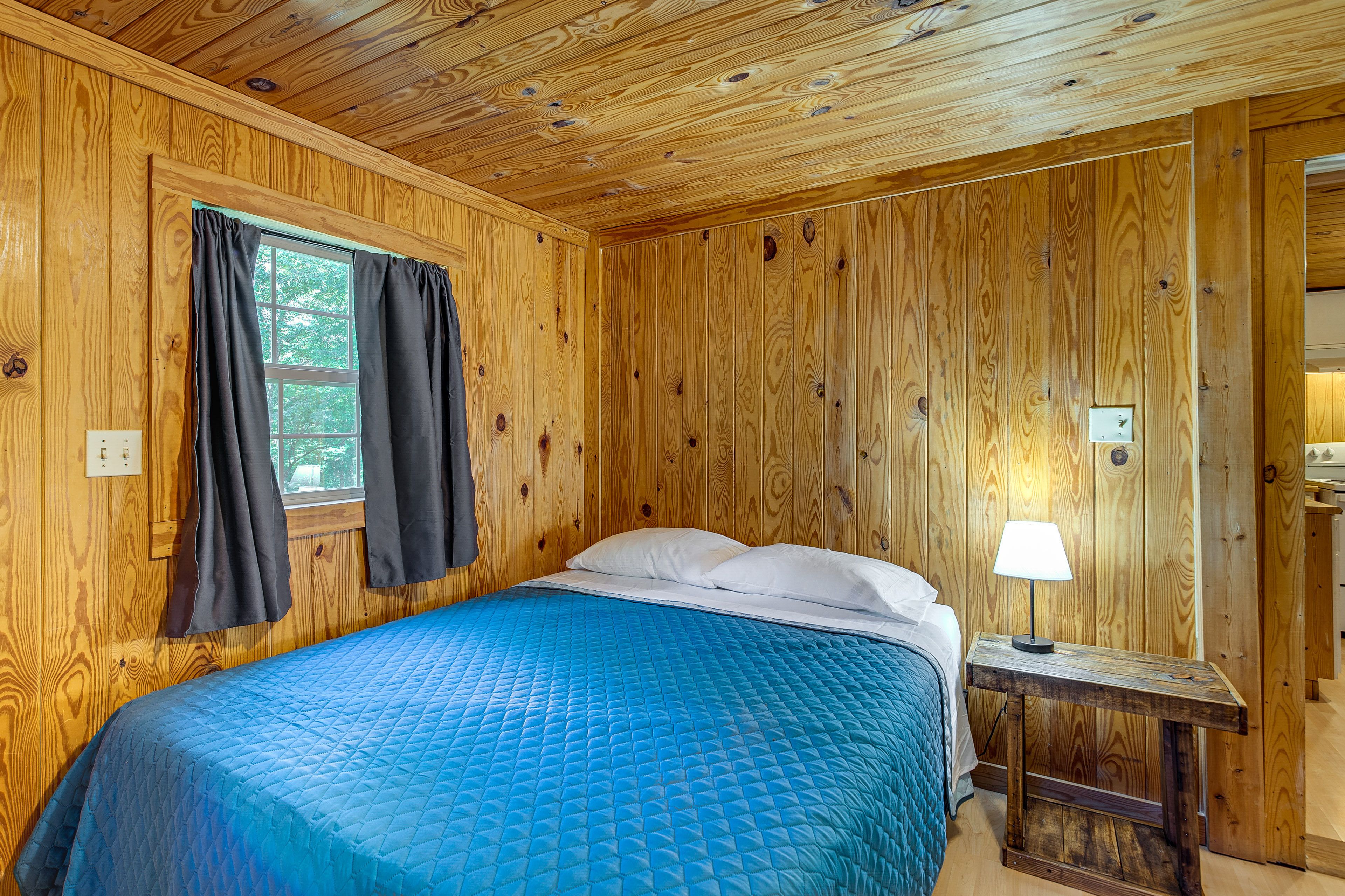 Bedroom 2 | 2 Queen Beds