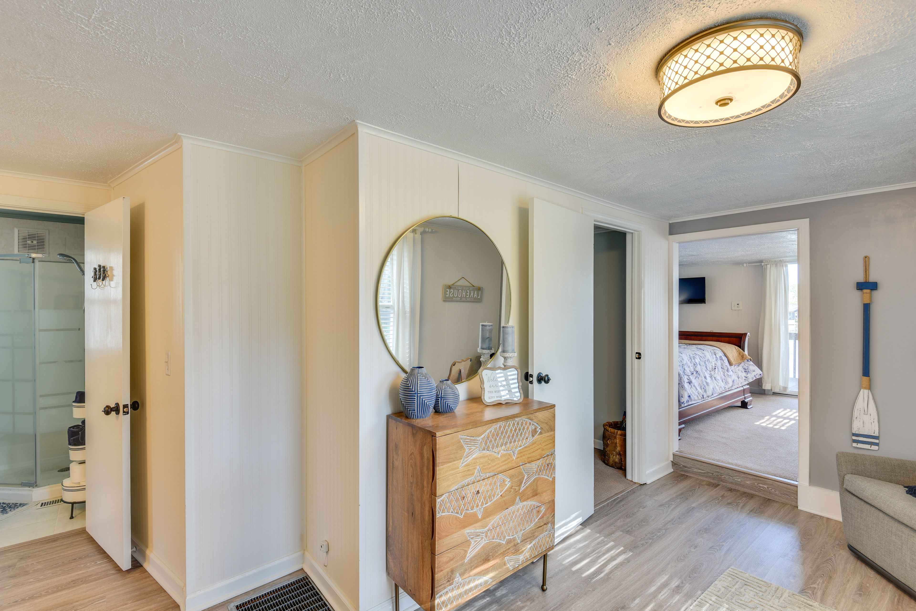 Landing | 2nd Floor