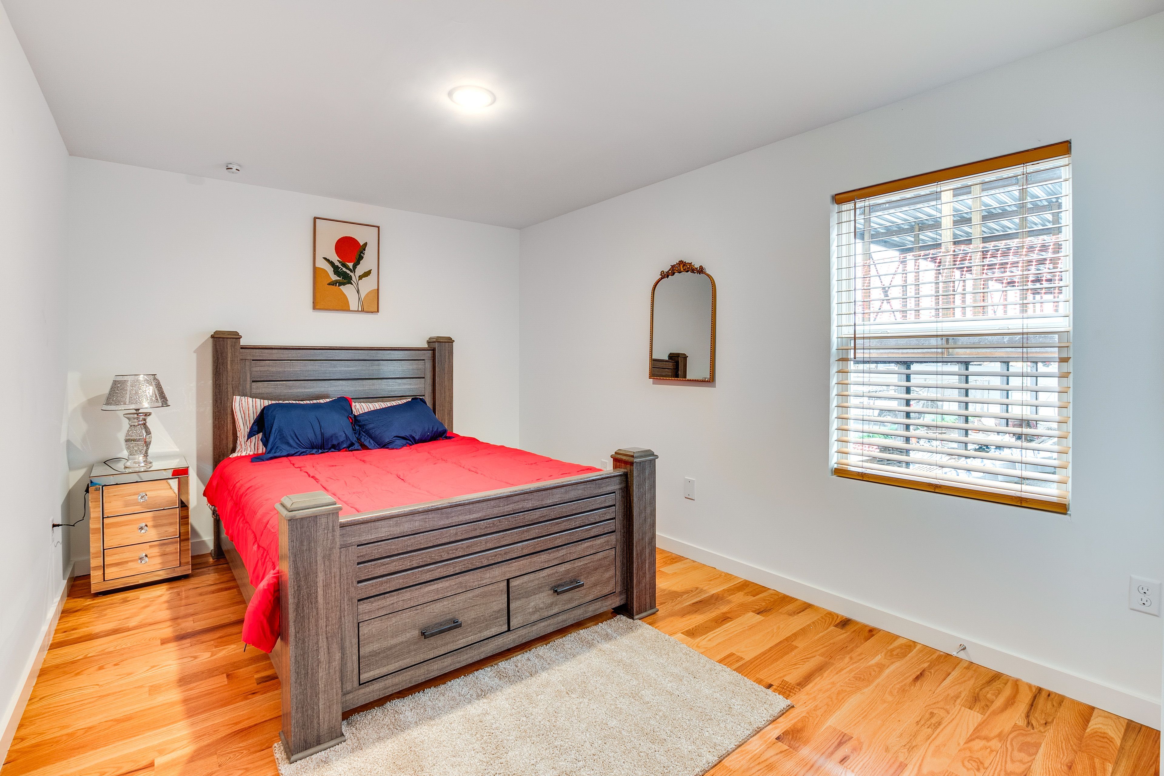 Bedroom 3 | Queen Bed