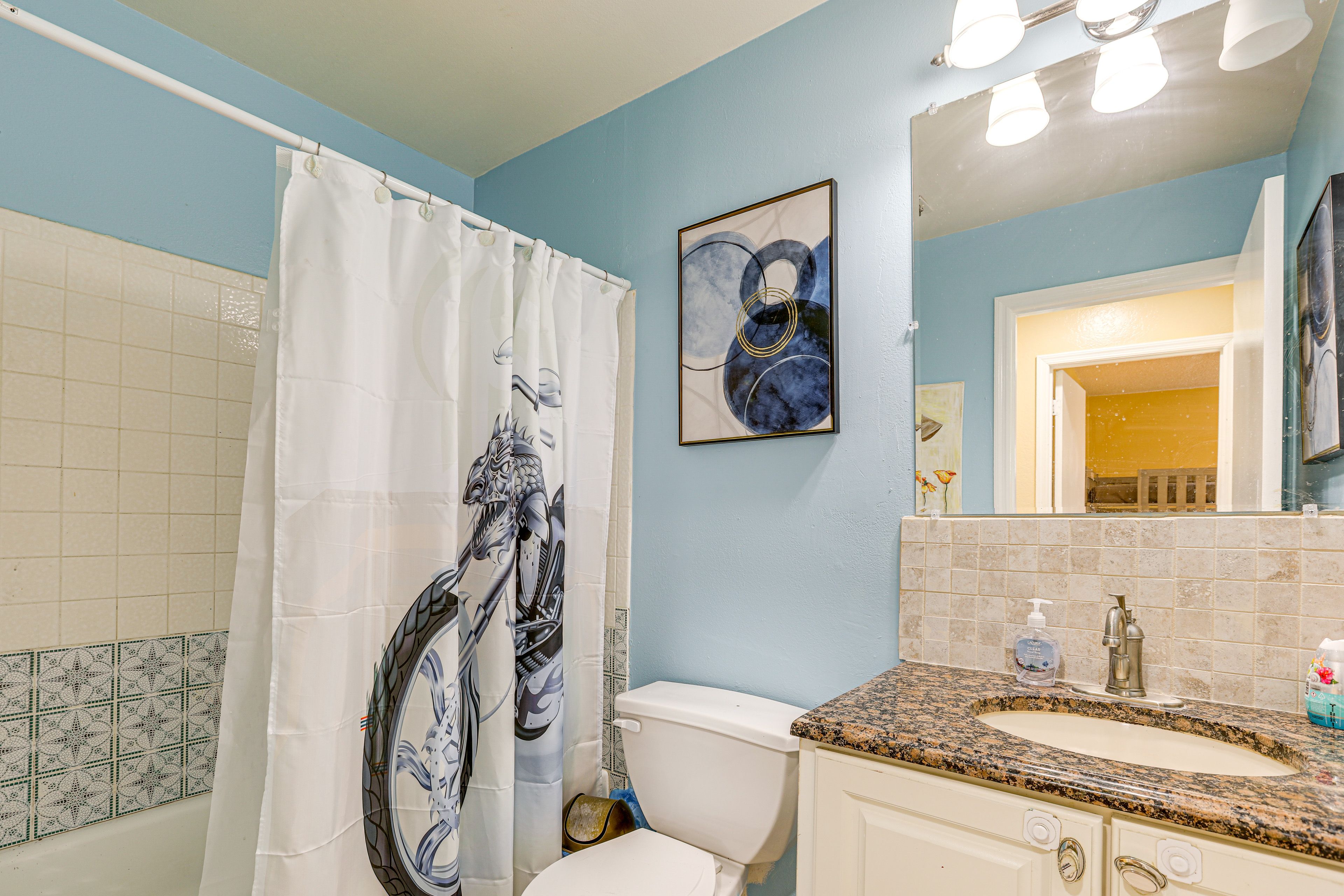Full Bathroom