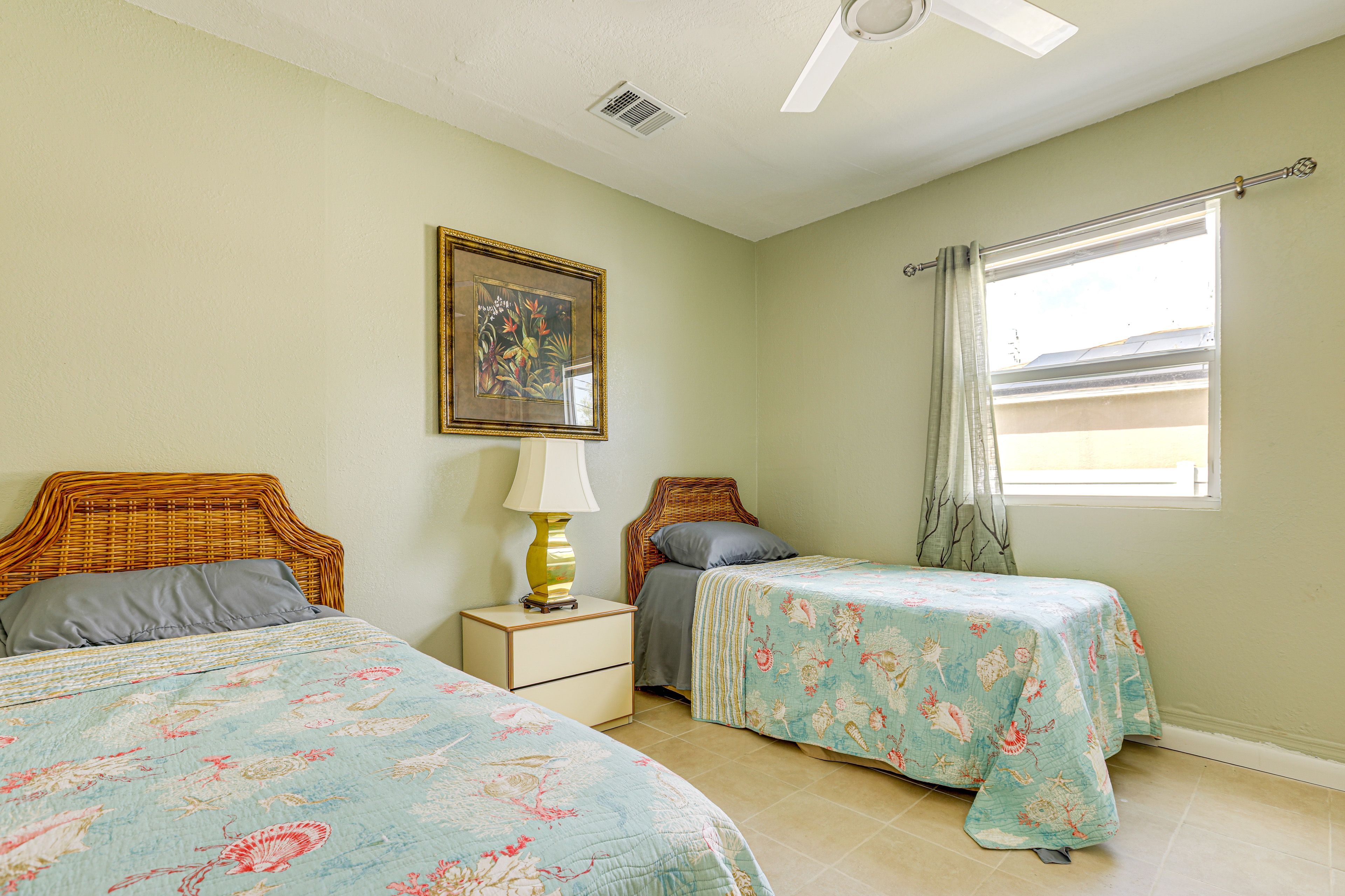 Bedroom 3 | 2 Twin Beds