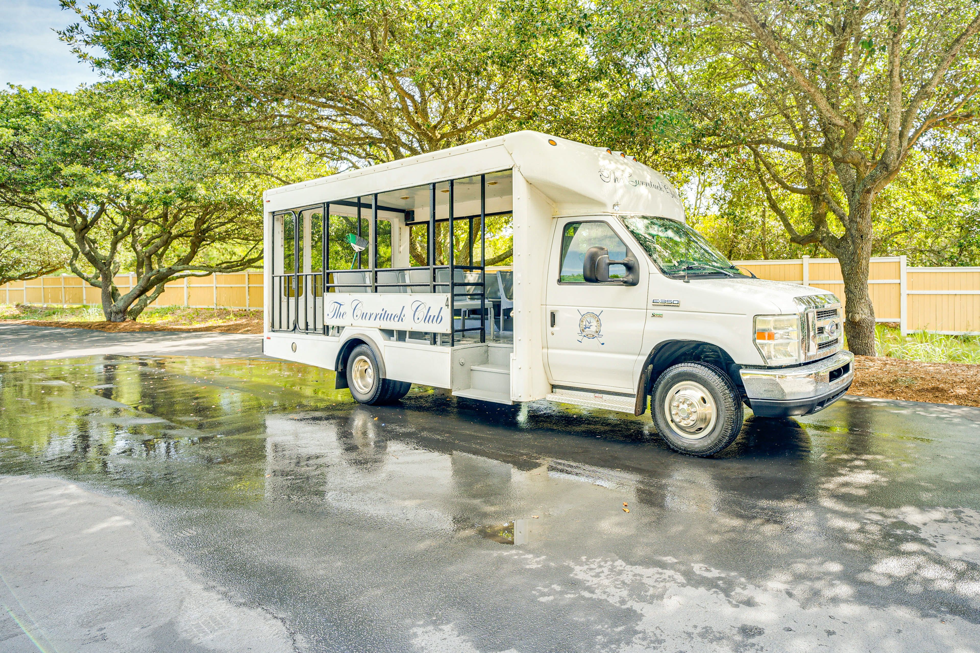 Seasonal Trolley & Beach Valet Services