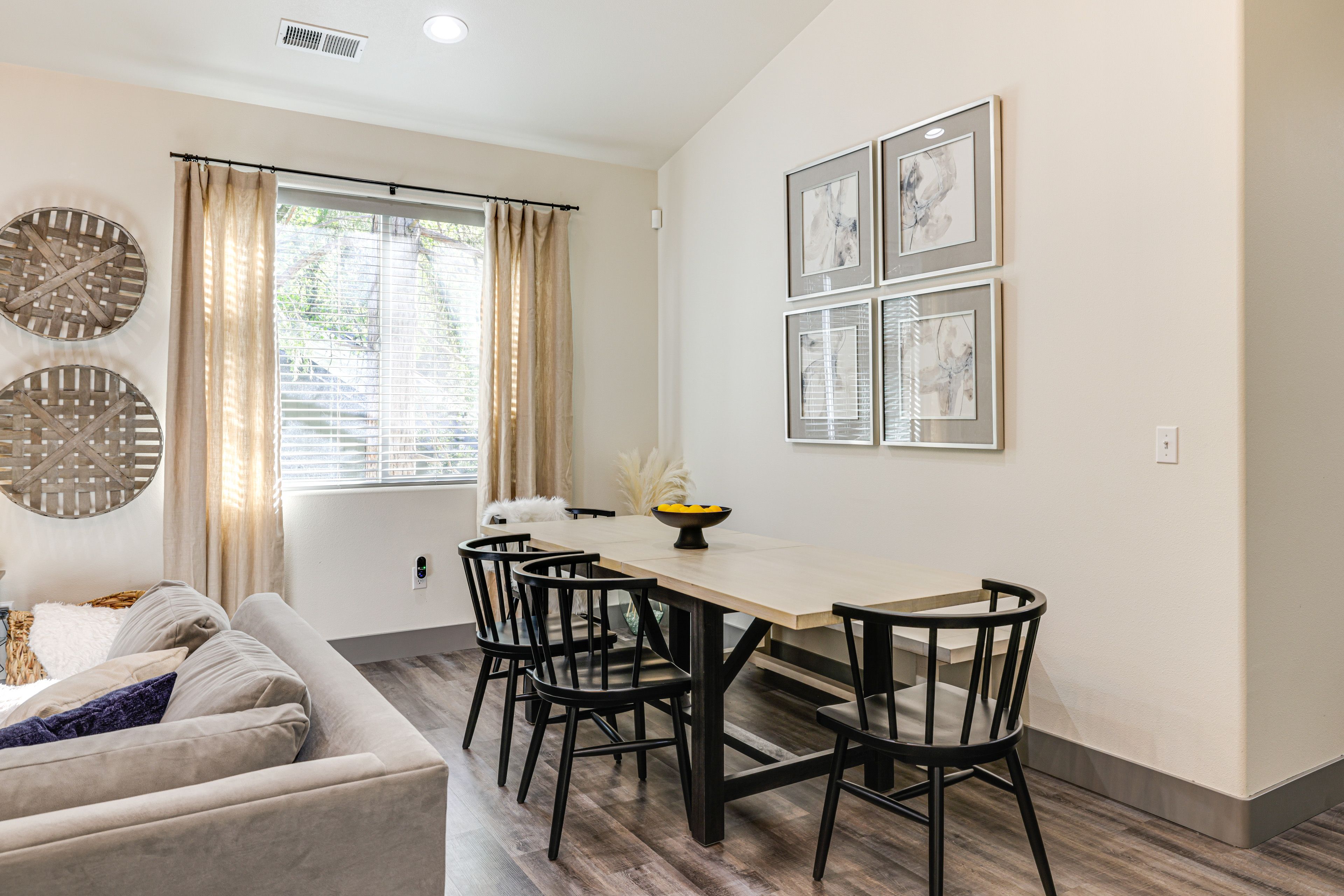 Dining Room | Dishware & Flatware
