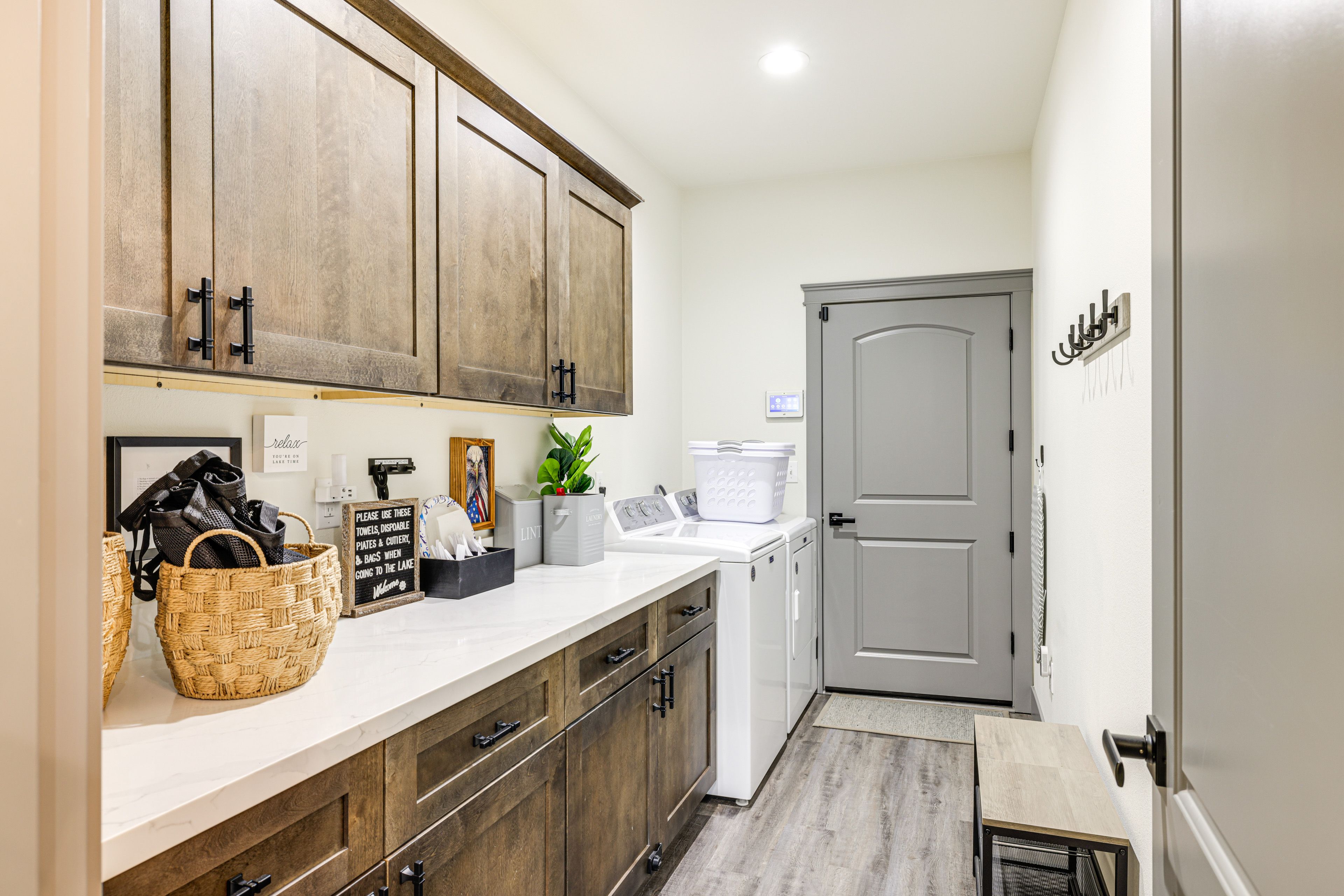 Laundry Room | Washer & Dryer