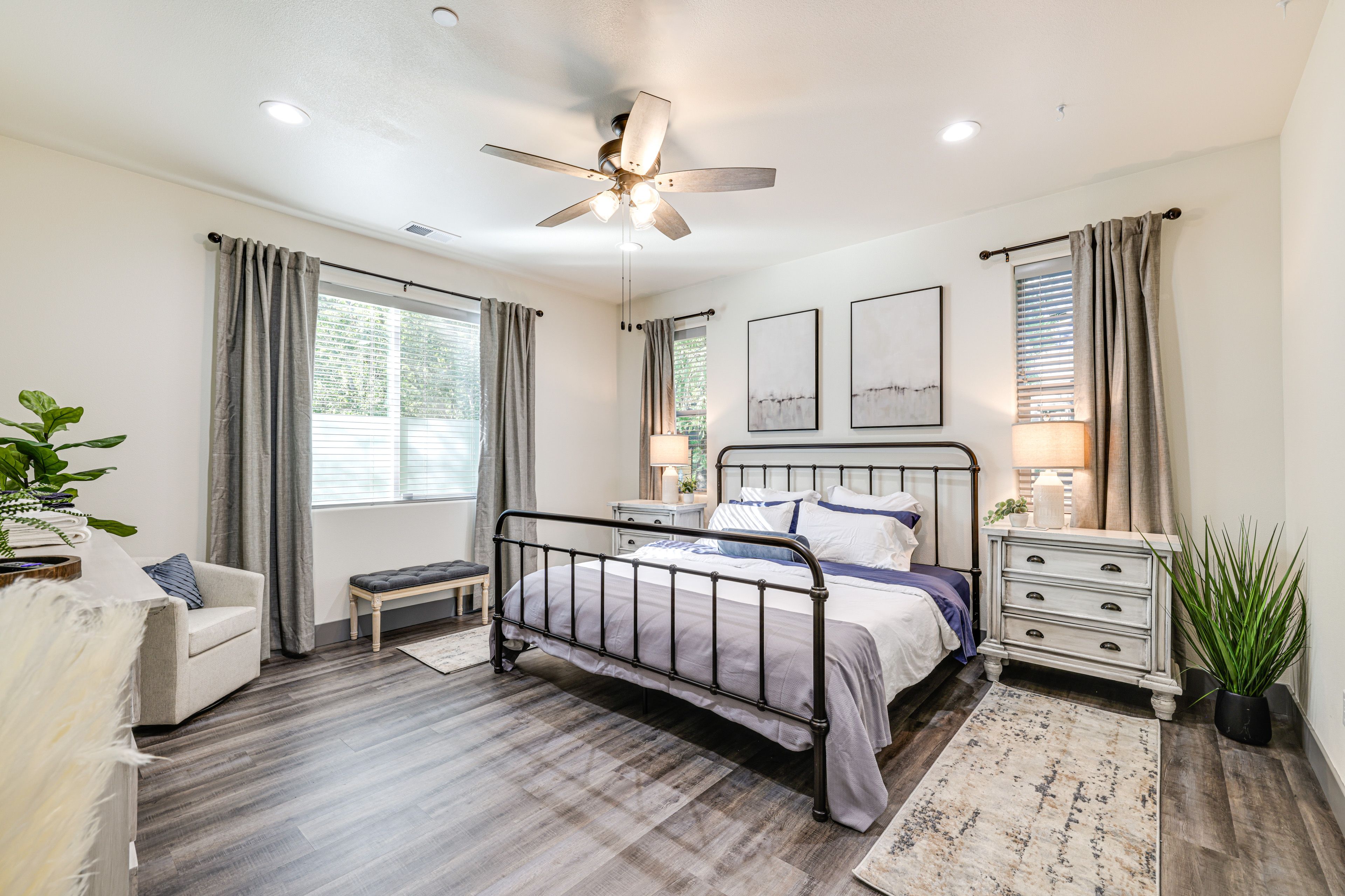 Bedroom 2 | King Bed | Smart TV | Walk-In Closet