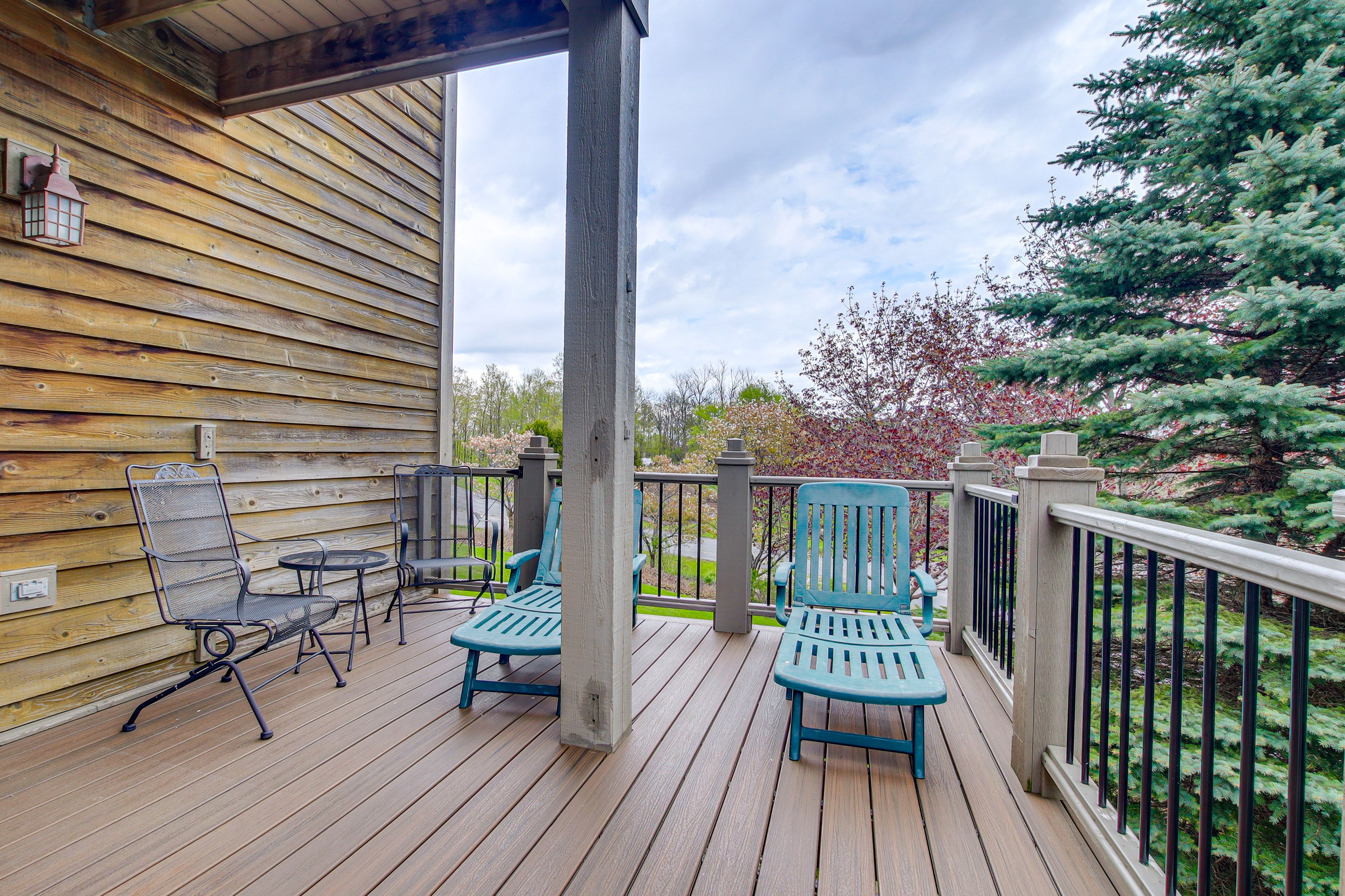 Deck