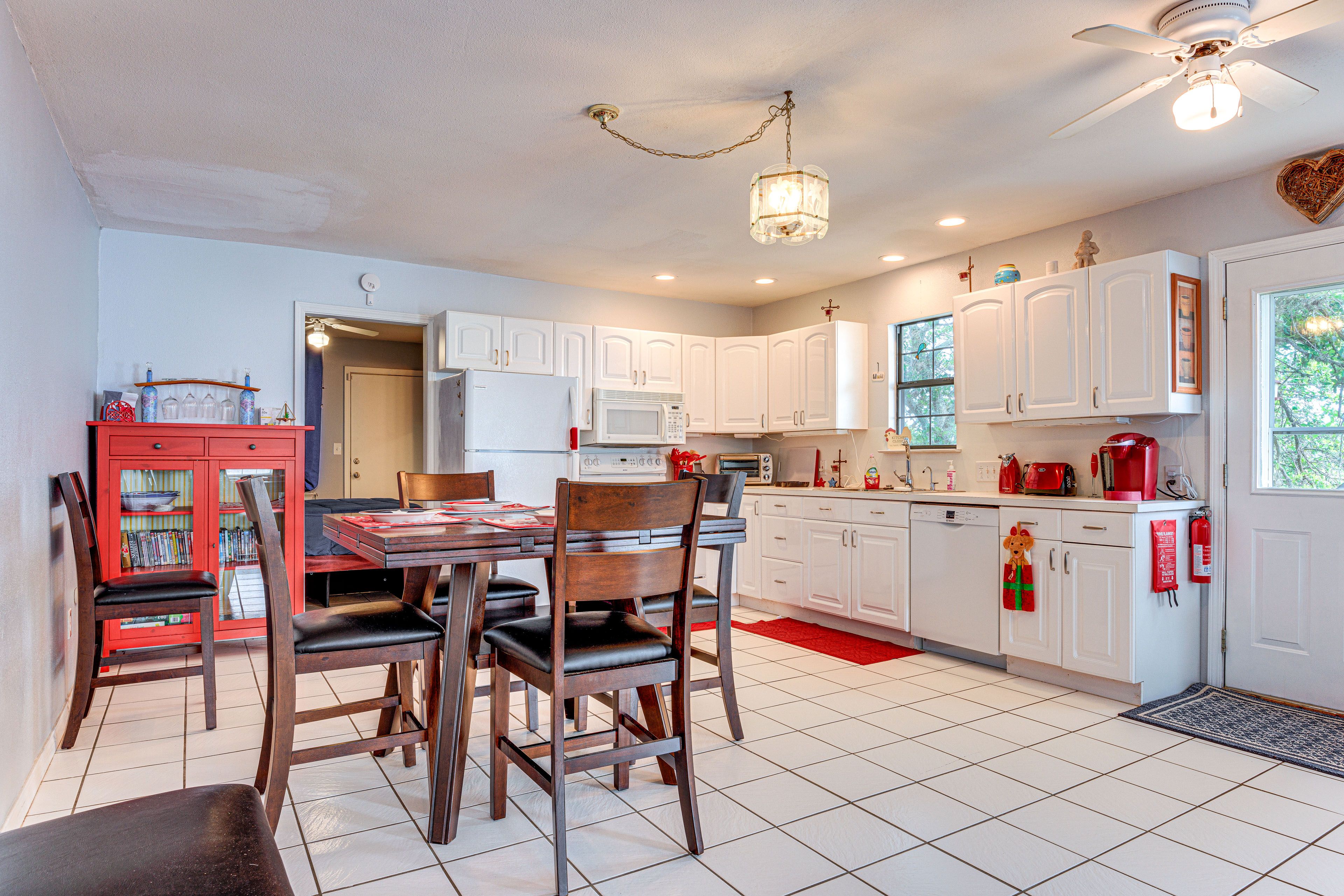 Kitchen | Cooking Basics | Keurig Coffee Maker | Toaster