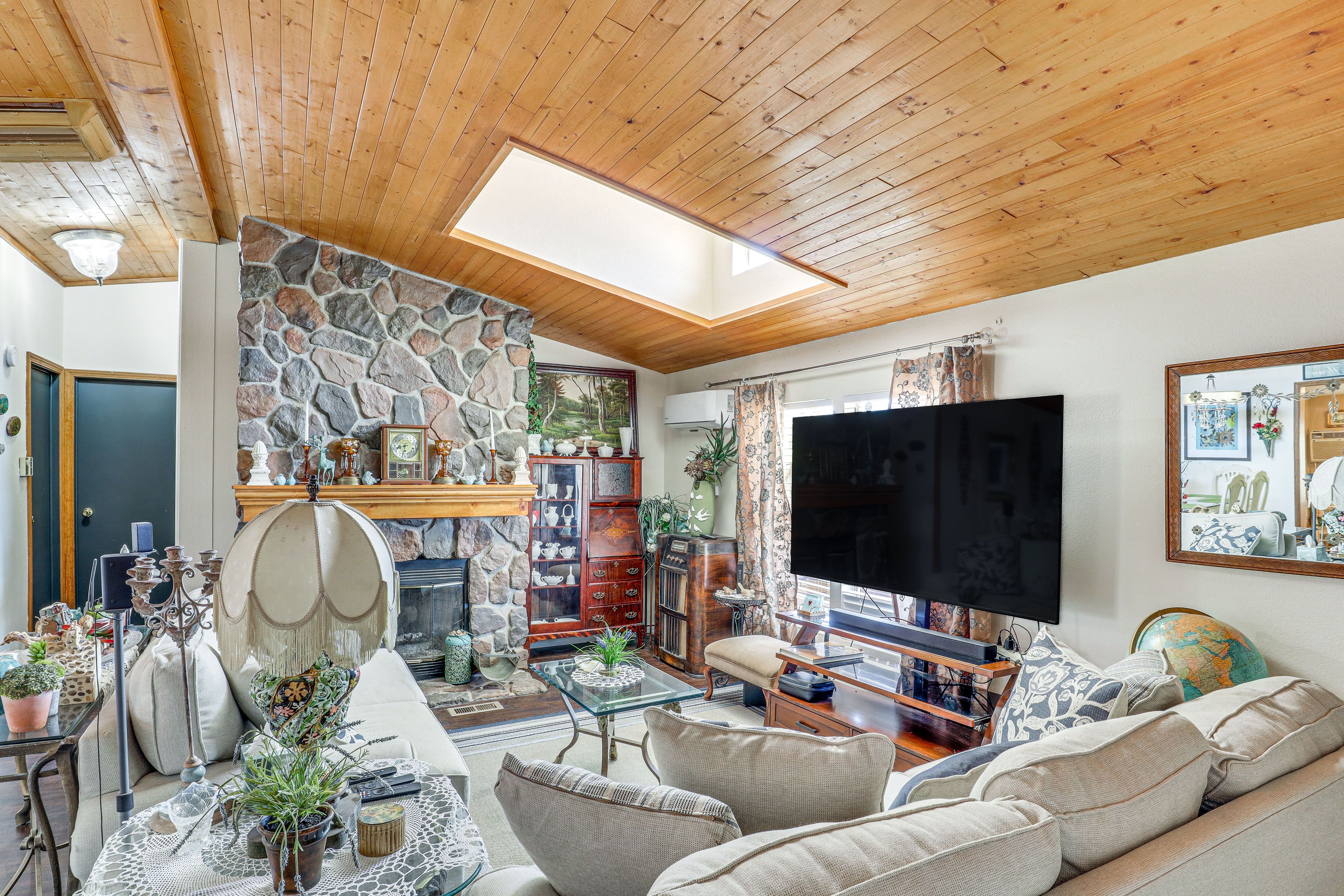 Dolan Springs Vacation Rental | 3BR | 2BA | 1,683 Sq Ft | 5 Steps Required