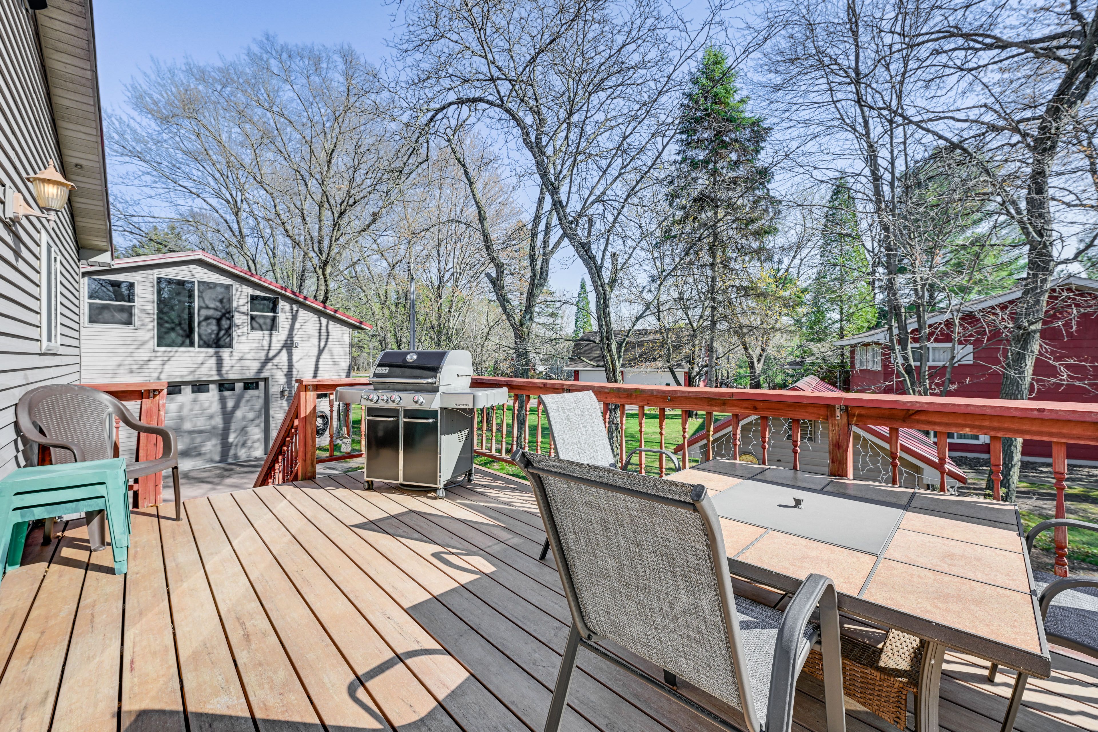 Private Deck | Gas Grill
