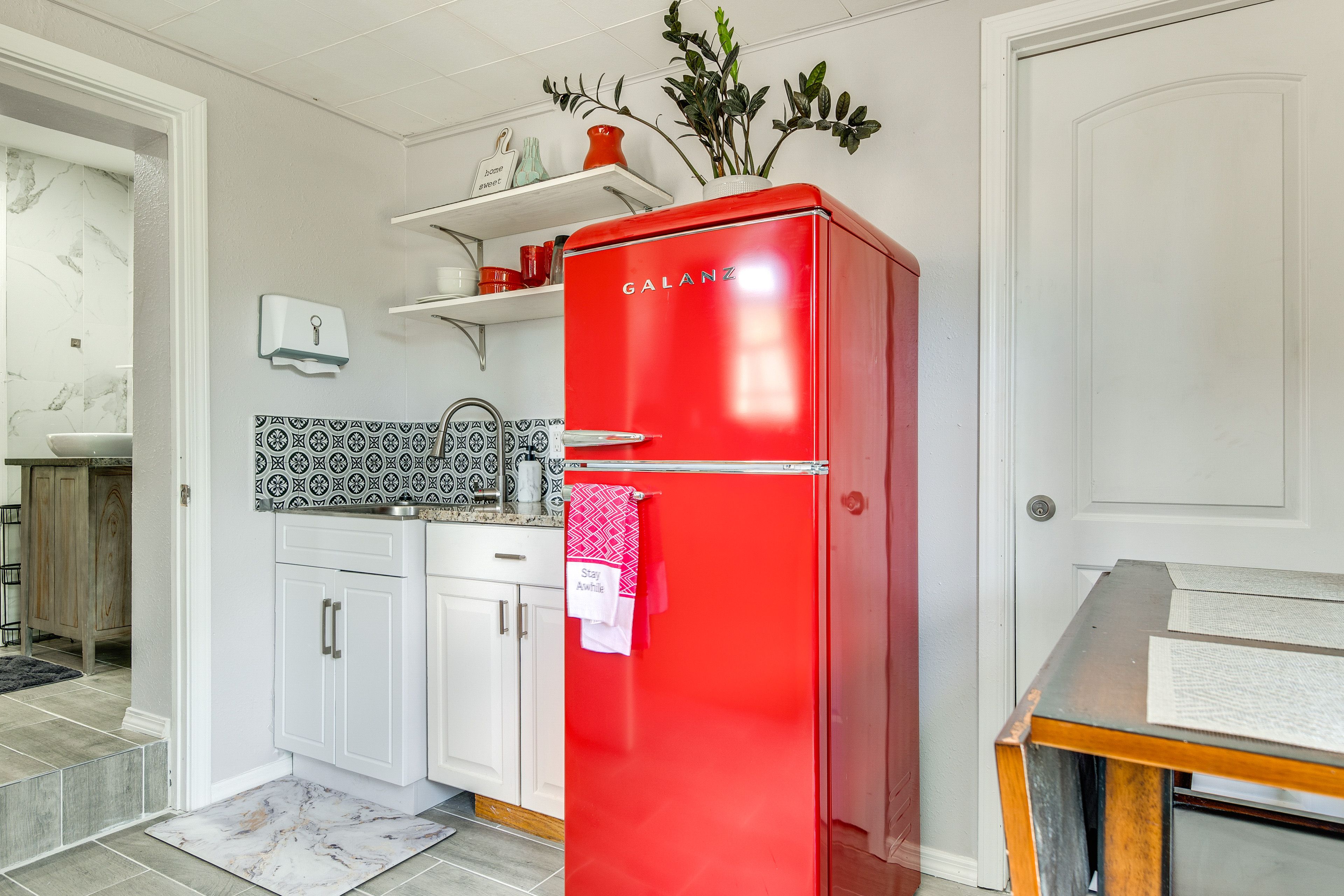 Kitchenette | Cooking Basics | Complimentary Spices