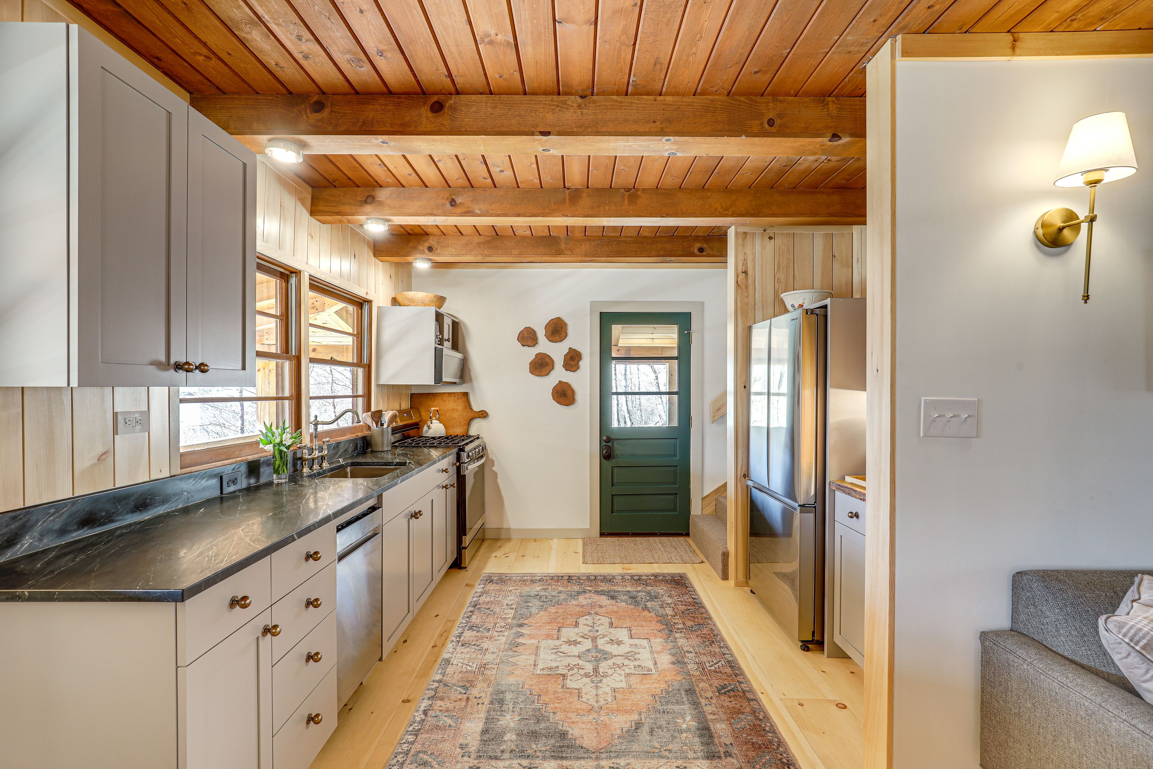 Kitchen | Keurig/Drip Coffee Maker | 1st Floor
