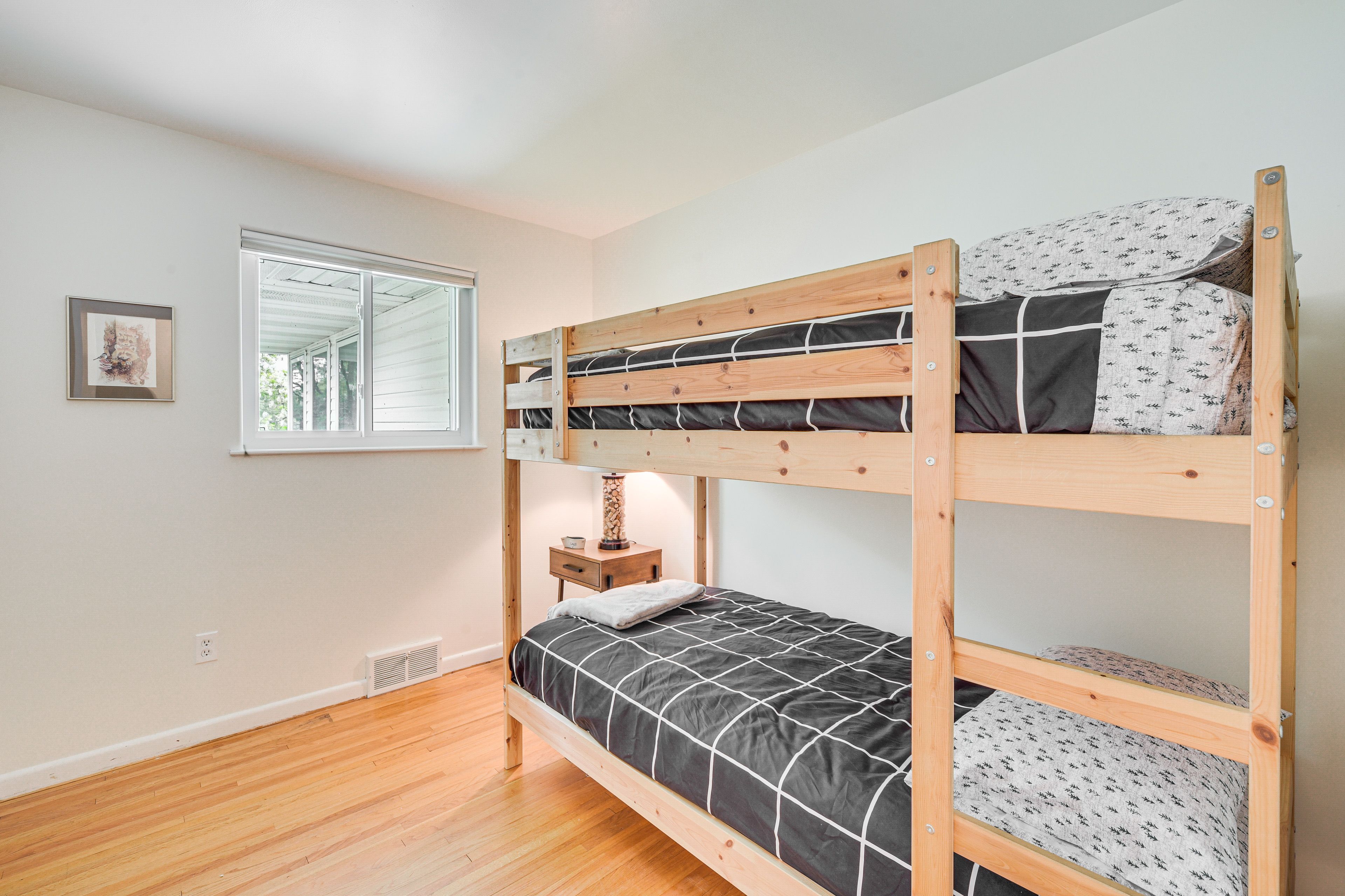 Bedroom 4 | Twin Bunk Bed | 1st Floor