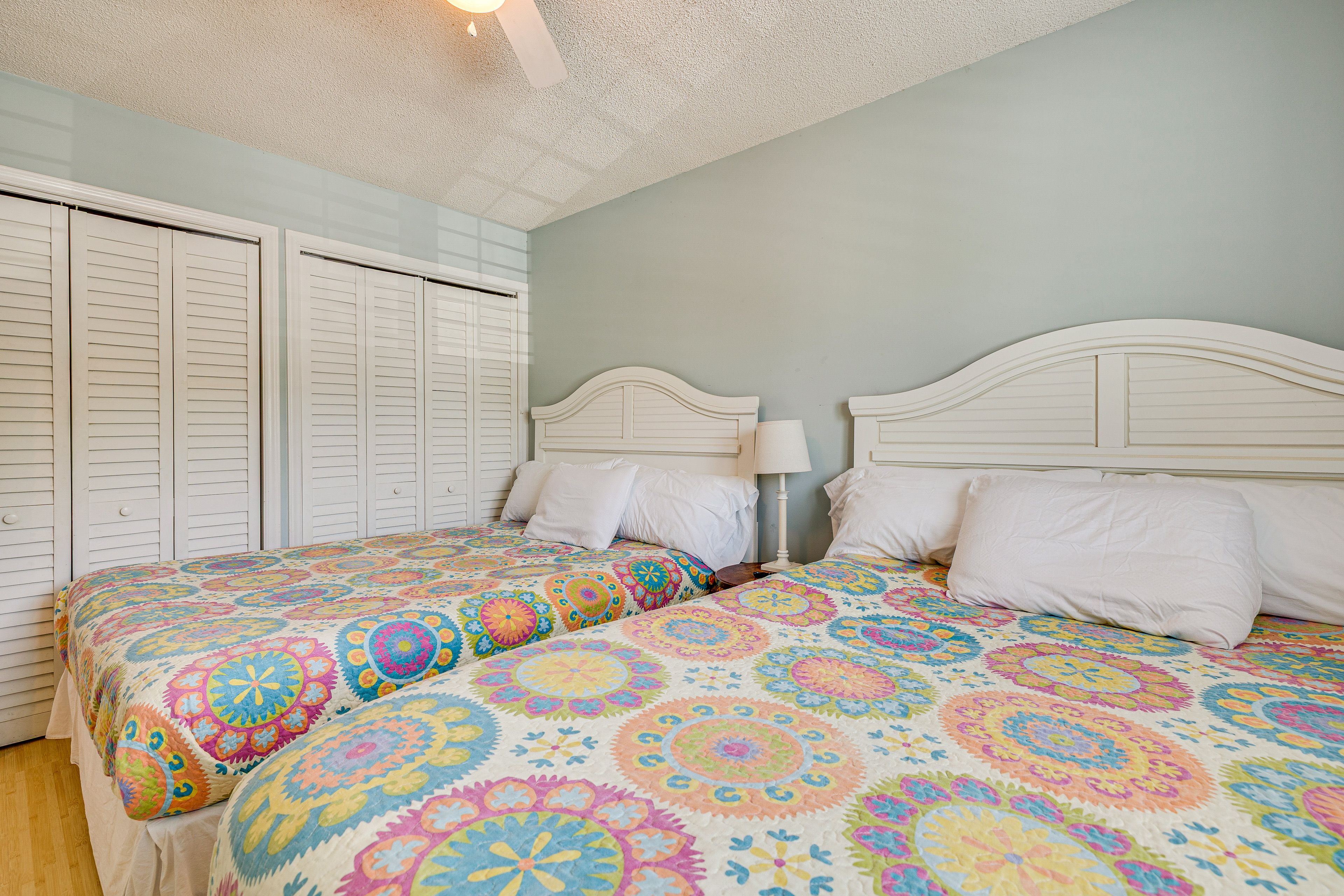 Bedroom | 2 Queen Beds | Smart TV | Linens Provided