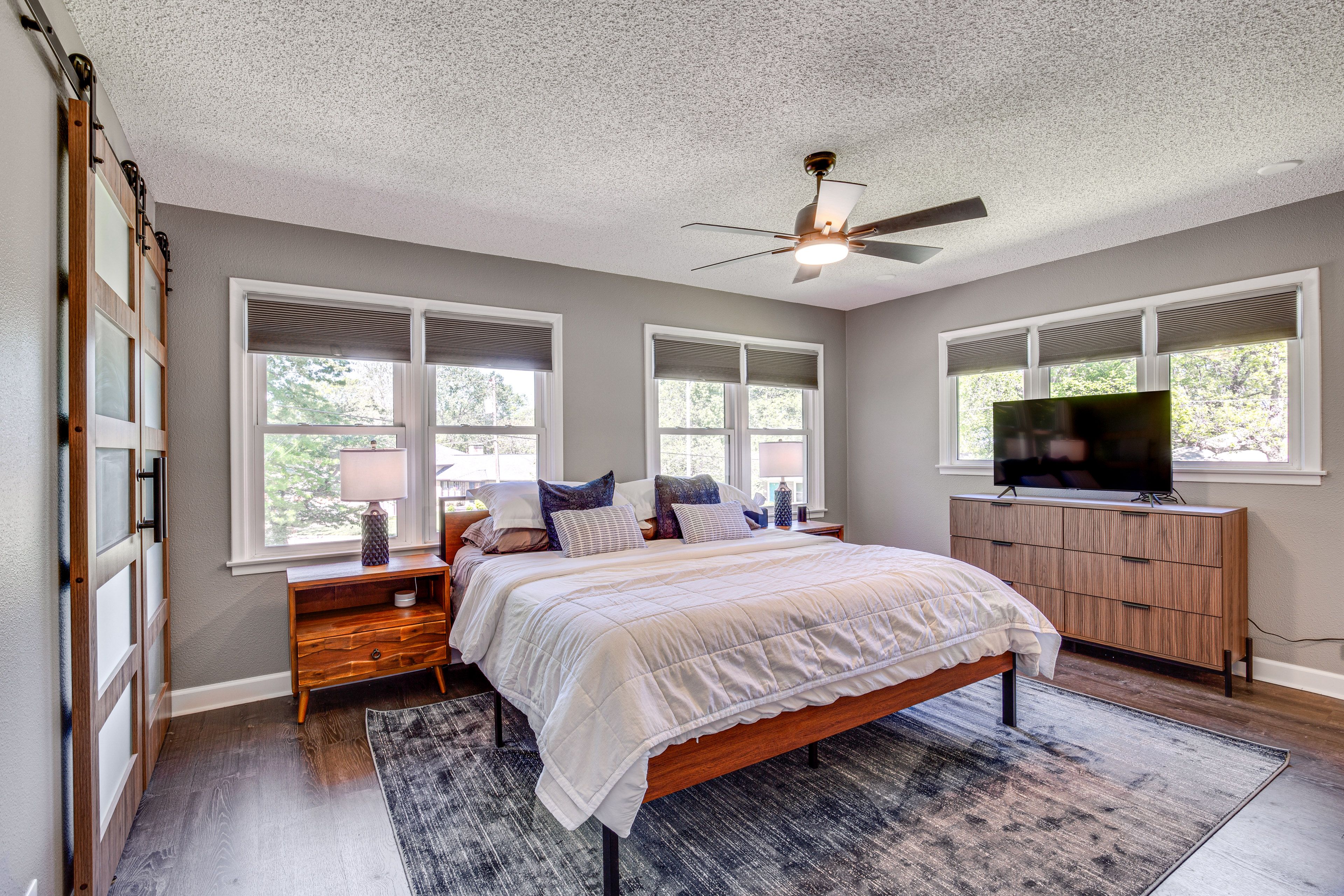 Bedroom 1 | Upper Level | King Bed