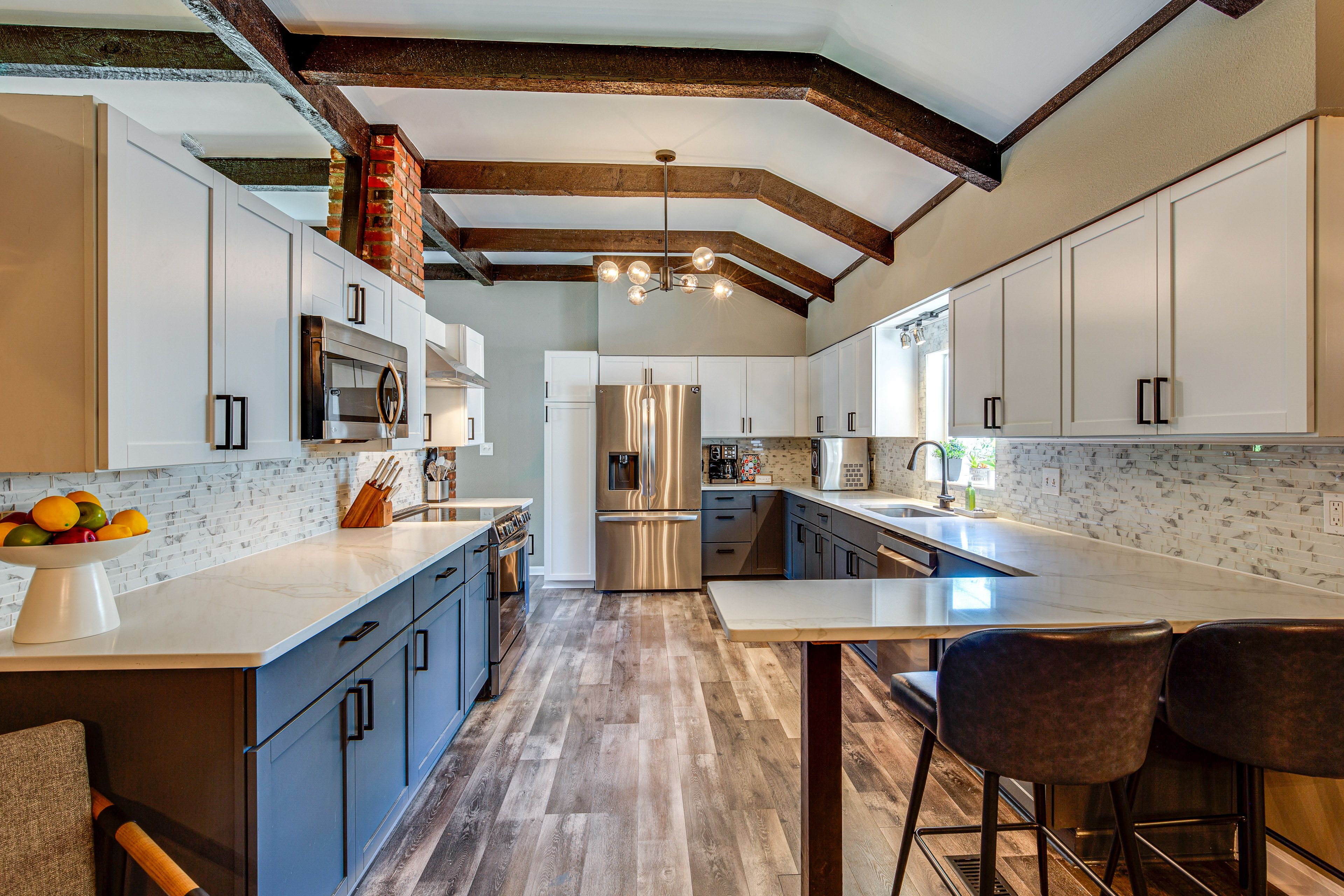 Kitchen | Main Level | Multi-Level Home | Central A/C & Heating | Free WiFi