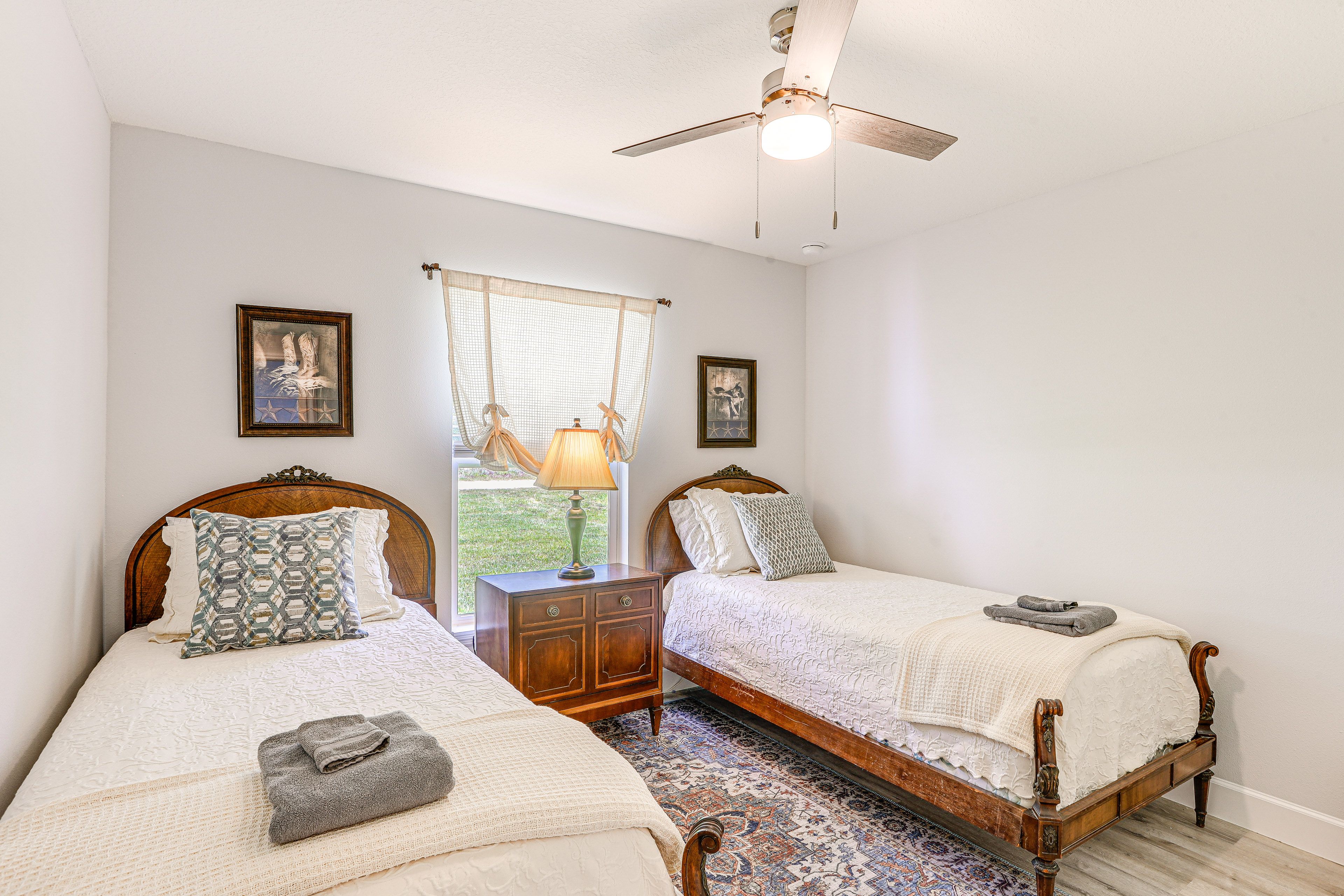 Bedroom 3 | 2 Twin Beds