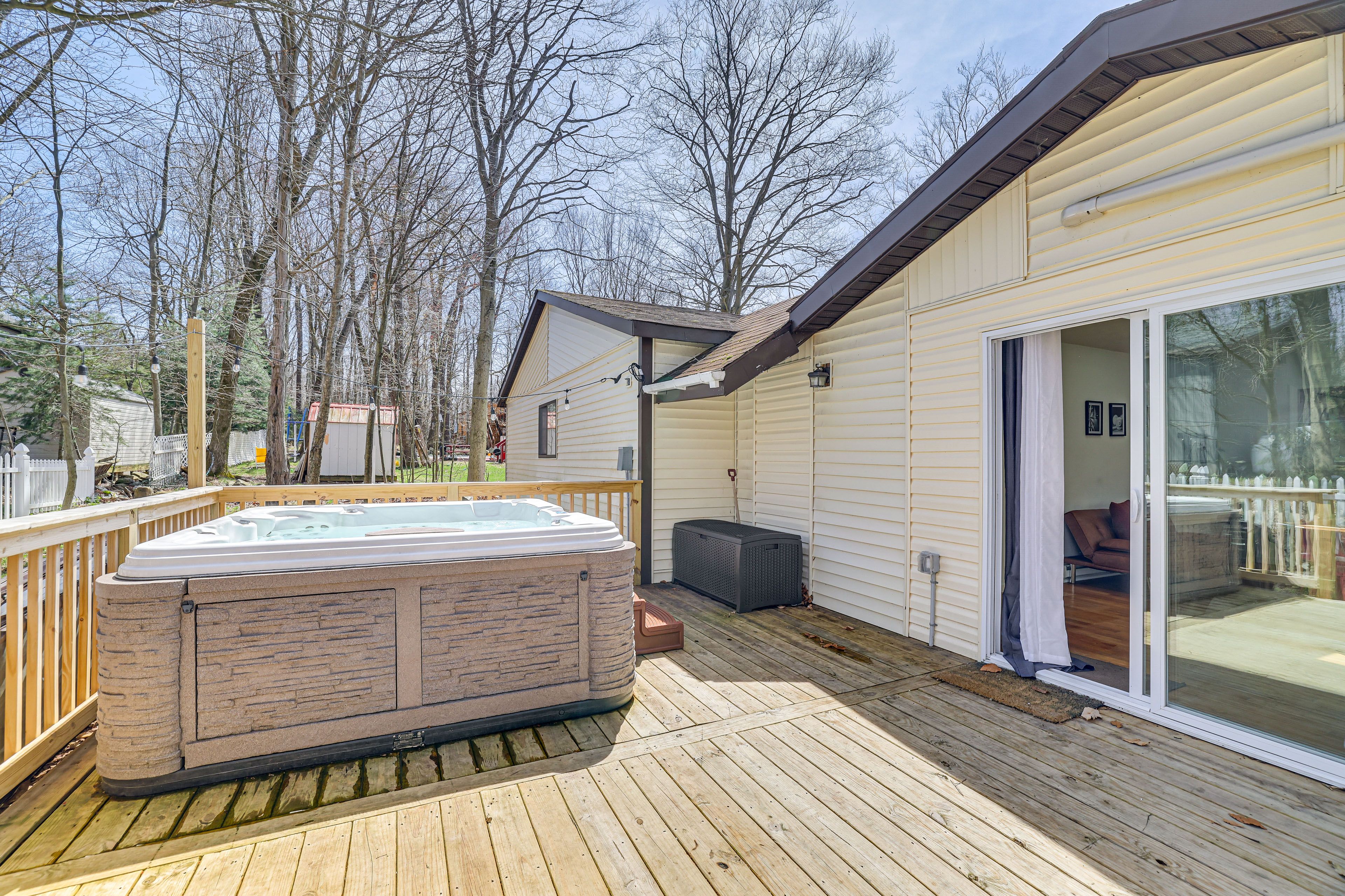 Private Deck w/ Hot Tub