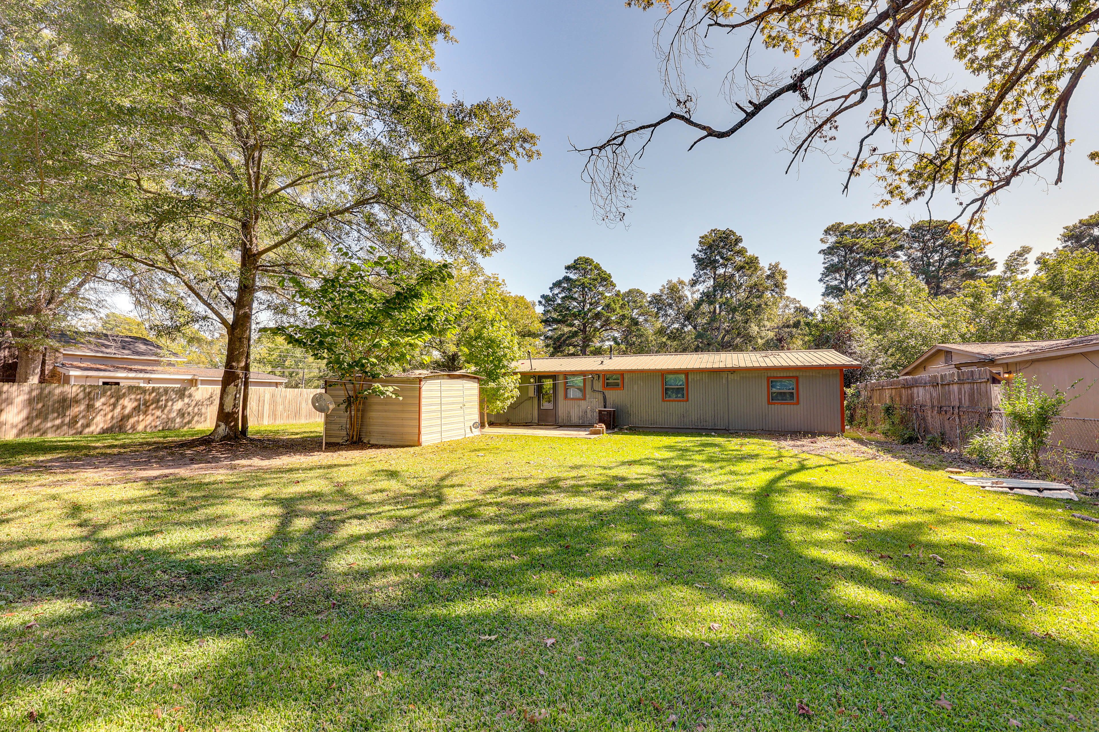 Fenced-In Yard