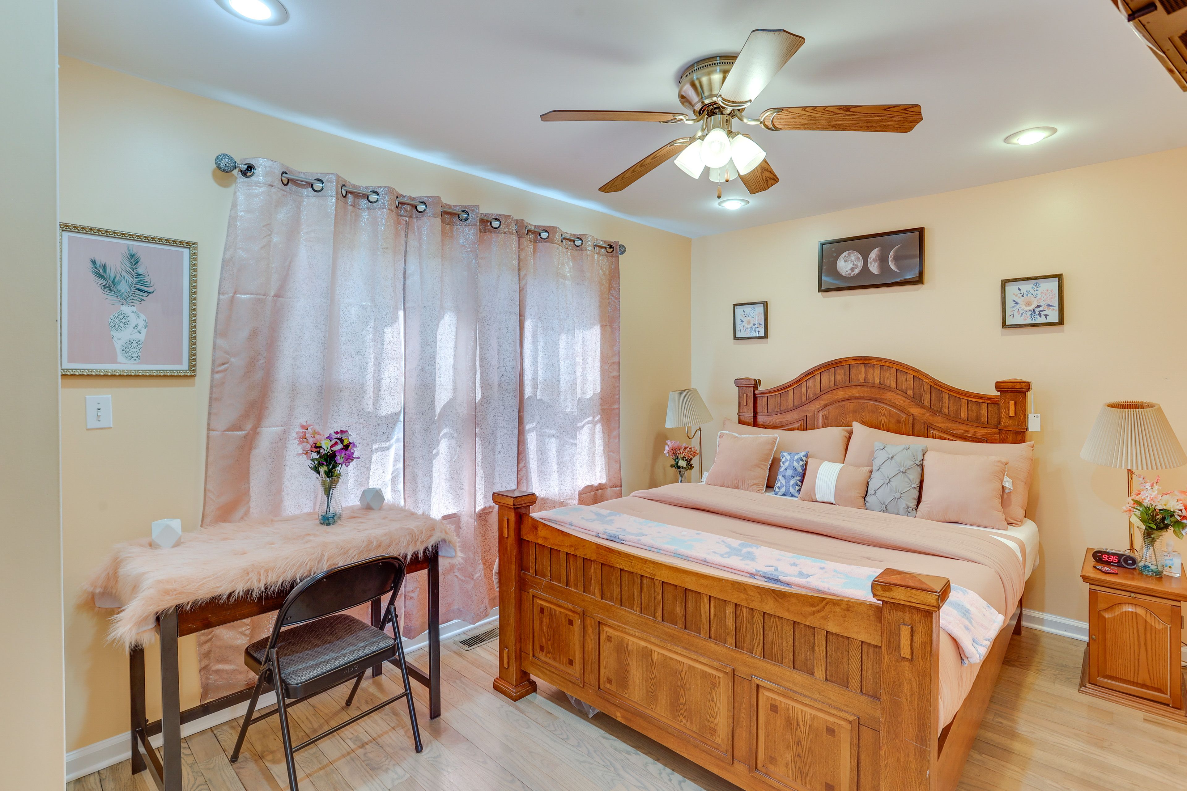 Bedroom 1 | 1st Floor | King Bed | Desk | Linens Provided | En-Suite Bathroom