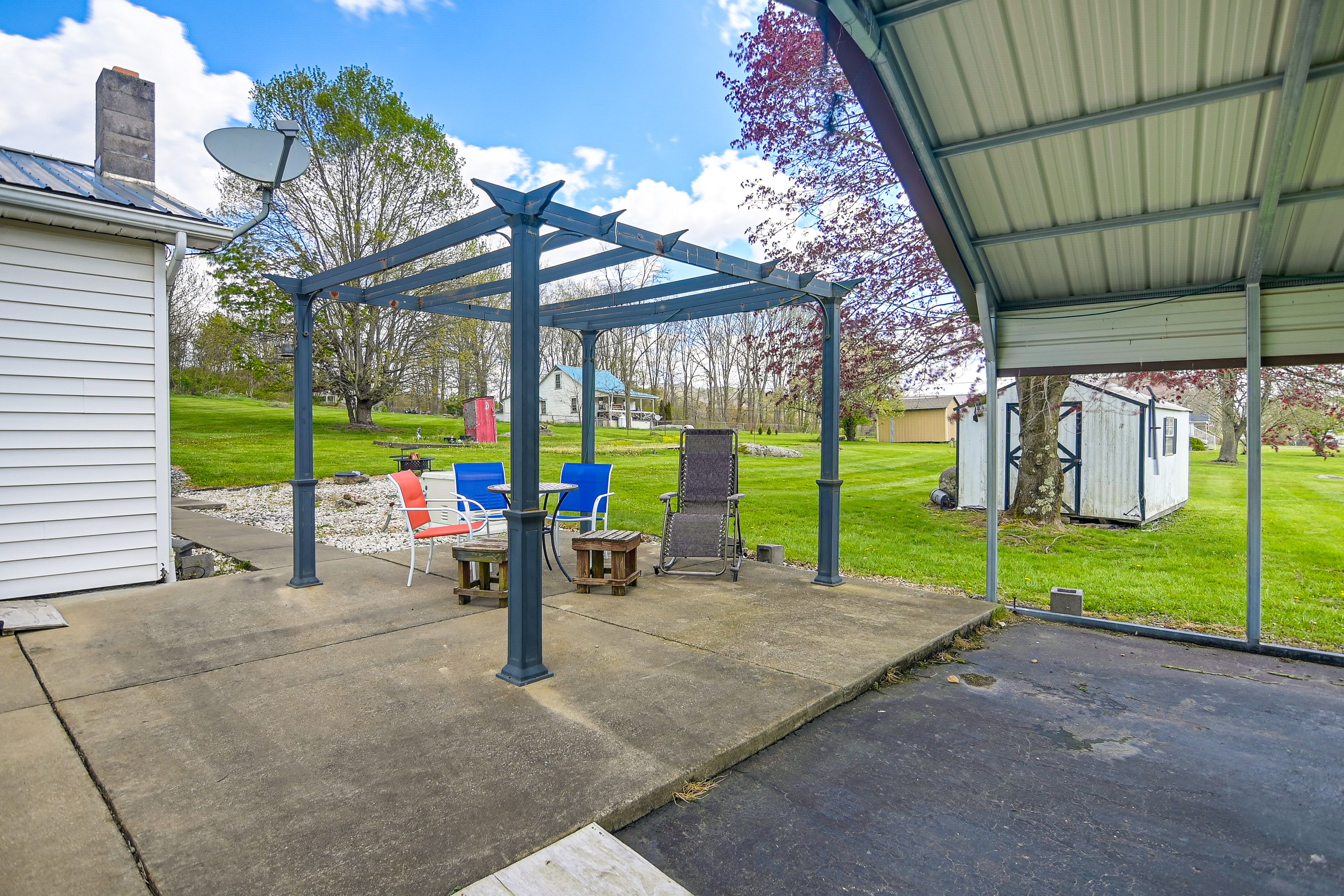 Patio | Pergola | Gas Grill | Fire Pit | Outdoor Seating & Dining