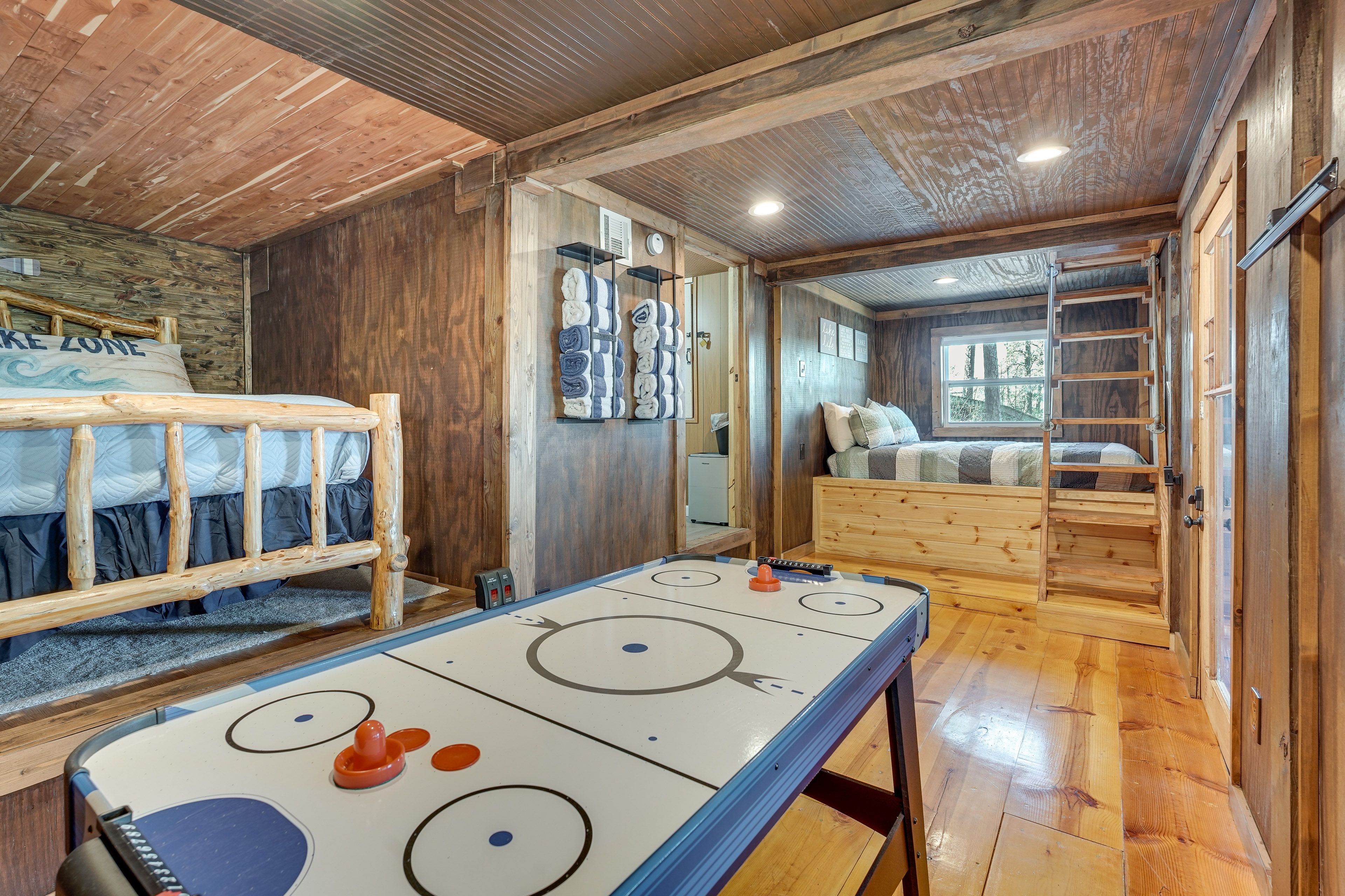 Bedroom 3 | Queen Bed | Twin Bed | Lower Level