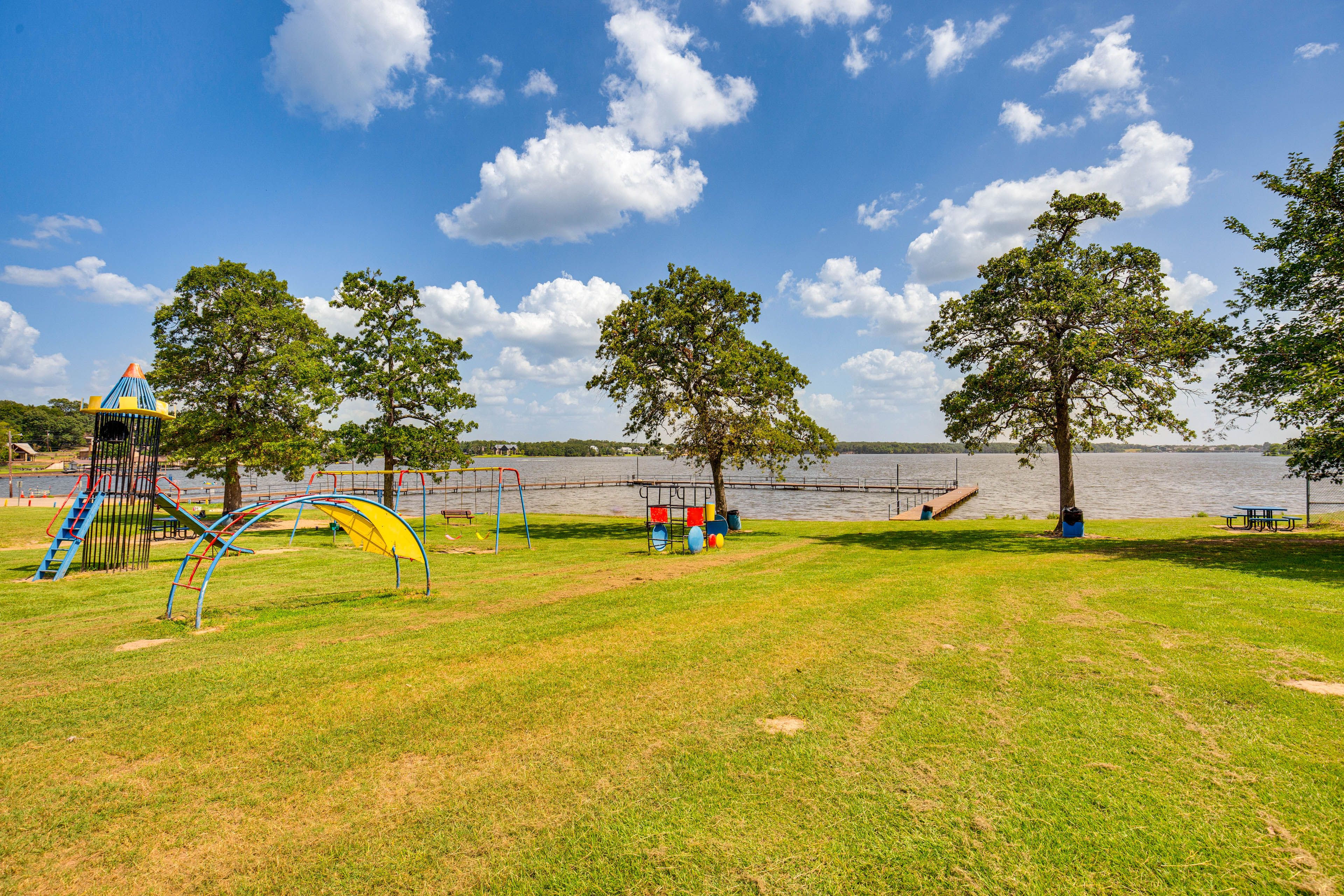 Log Cabin City Park | Playground