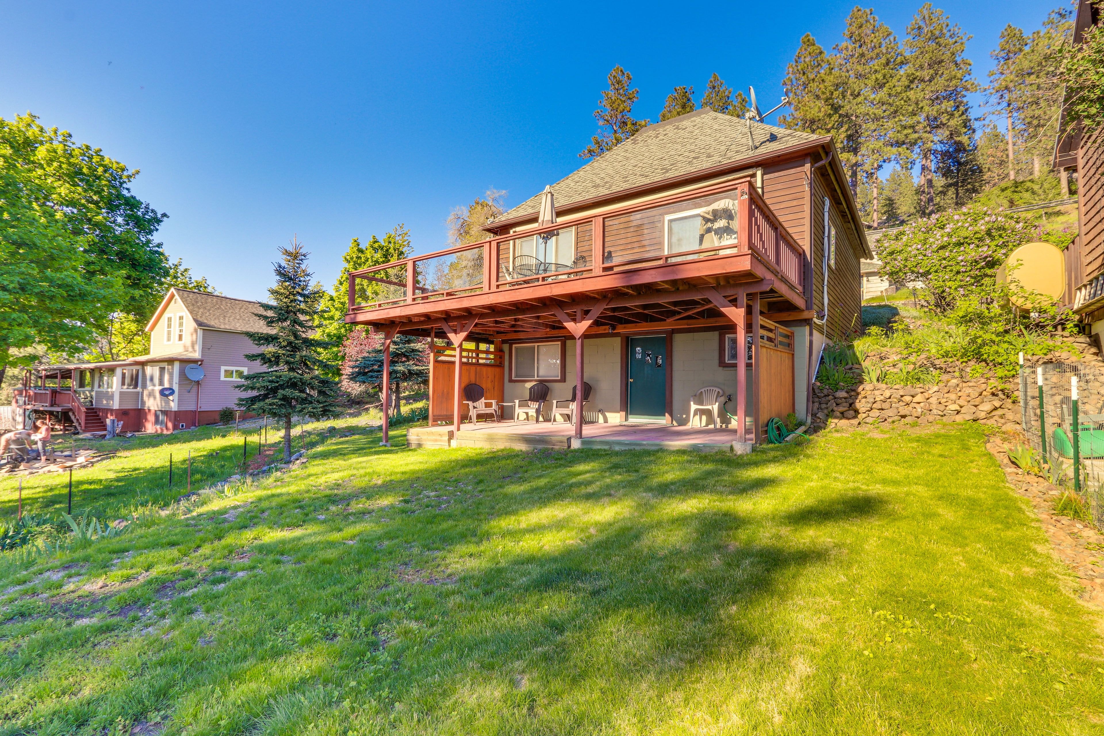 Home Exterior | Gas Grill (Propane Provided) | Expansive Lake Views