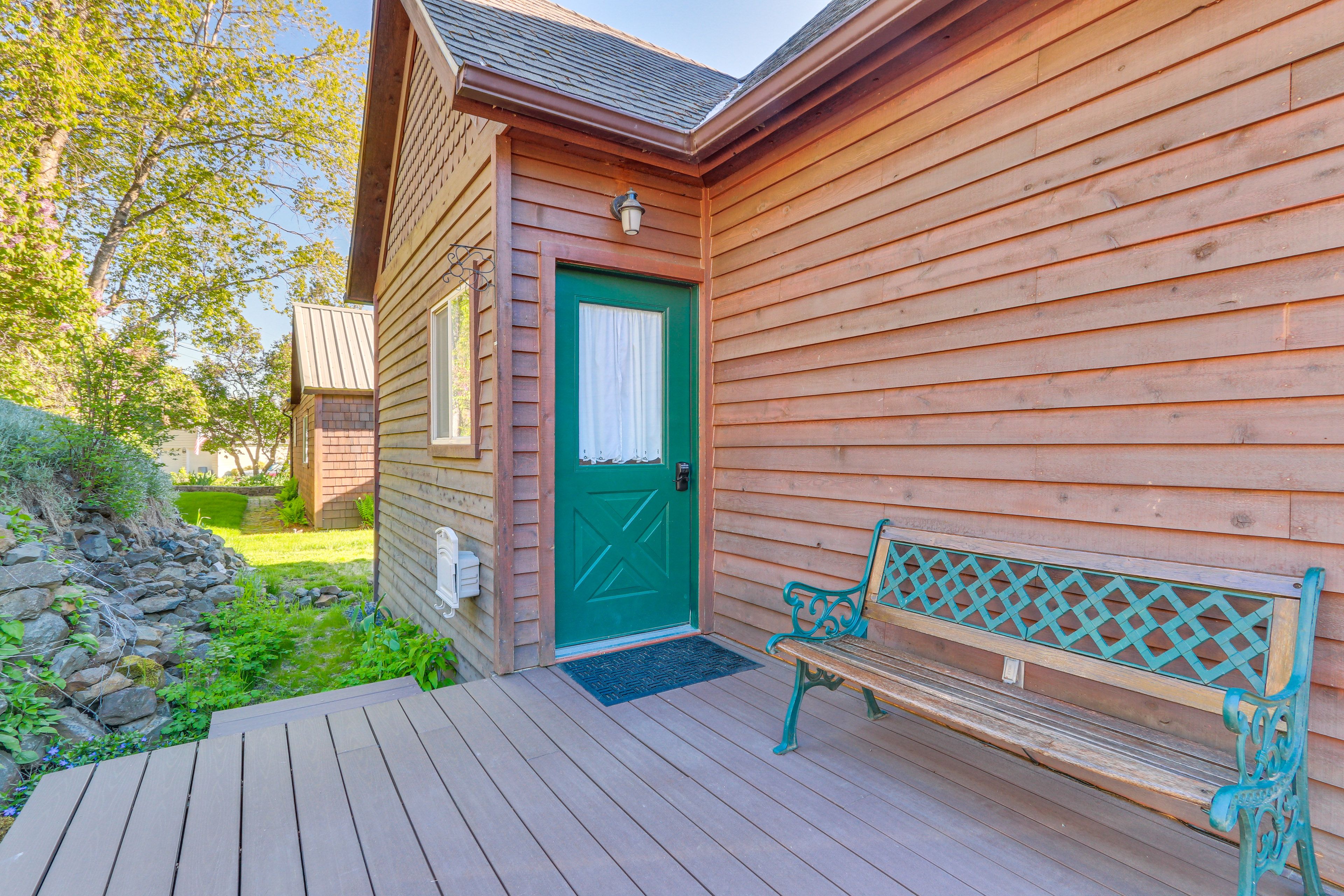 Home Exterior | Private Entrance